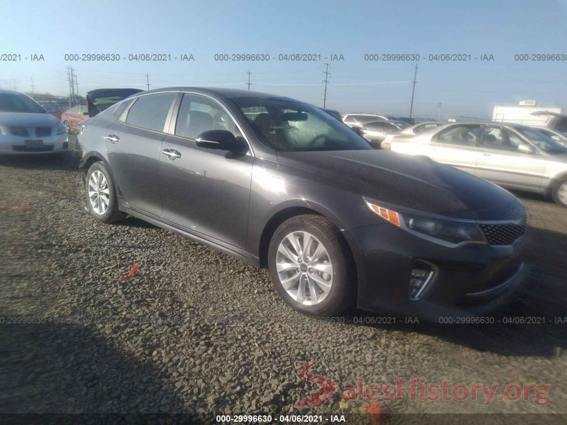 5XXGT4L38JG239881 2018 KIA OPTIMA