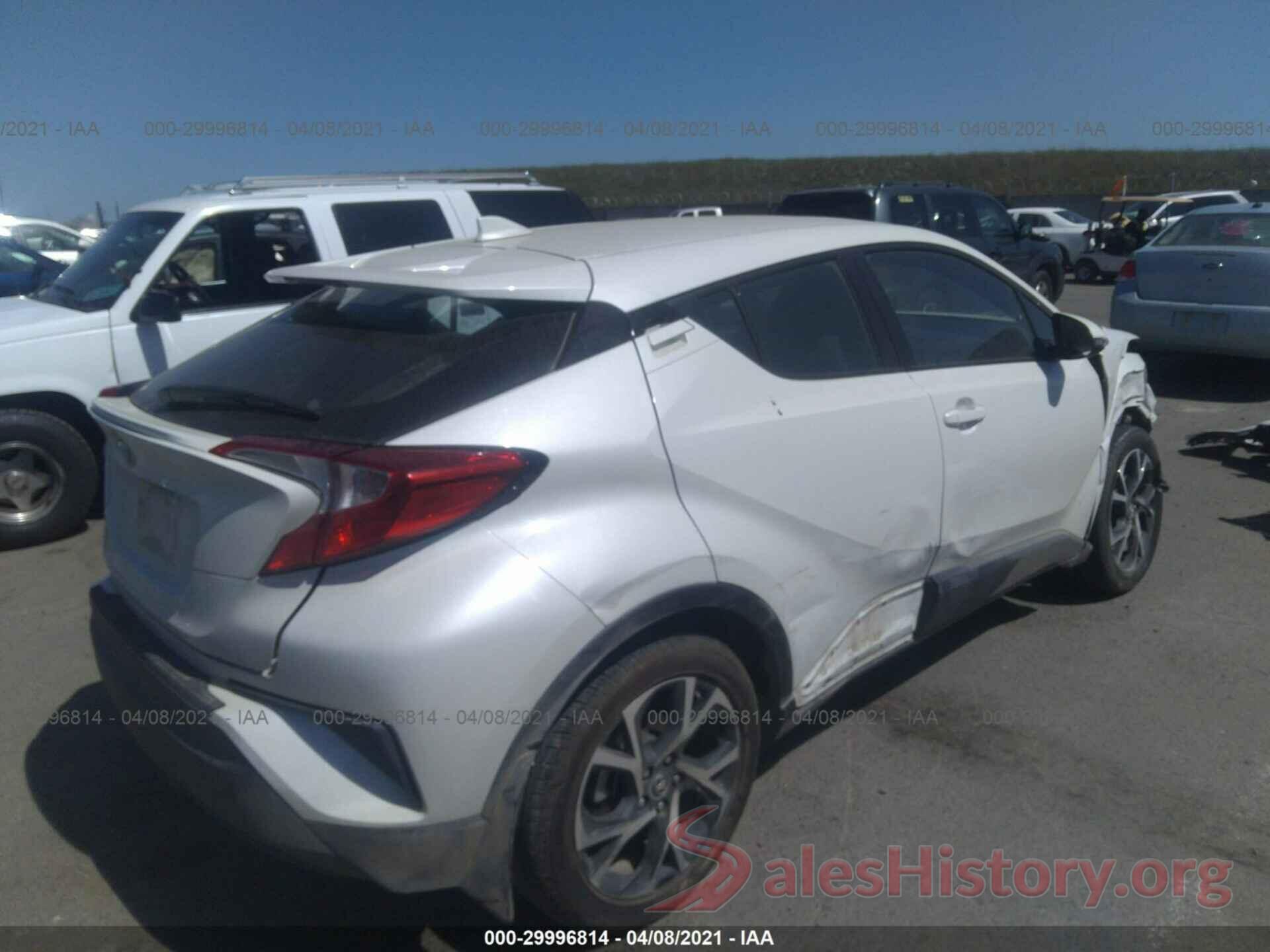 NMTKHMBXXJR033894 2018 TOYOTA C-HR