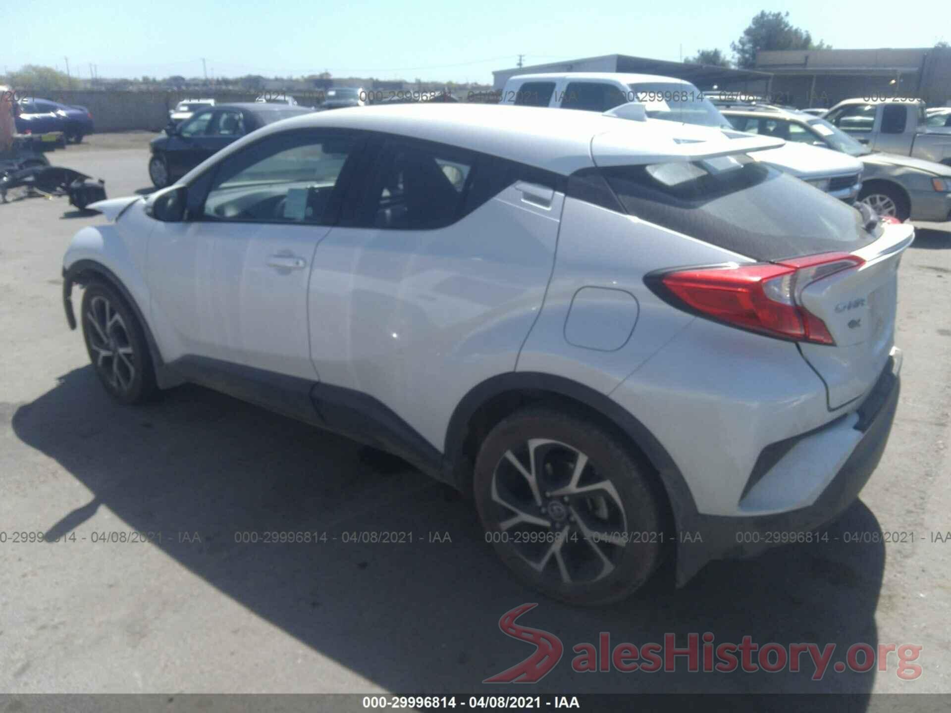 NMTKHMBXXJR033894 2018 TOYOTA C-HR