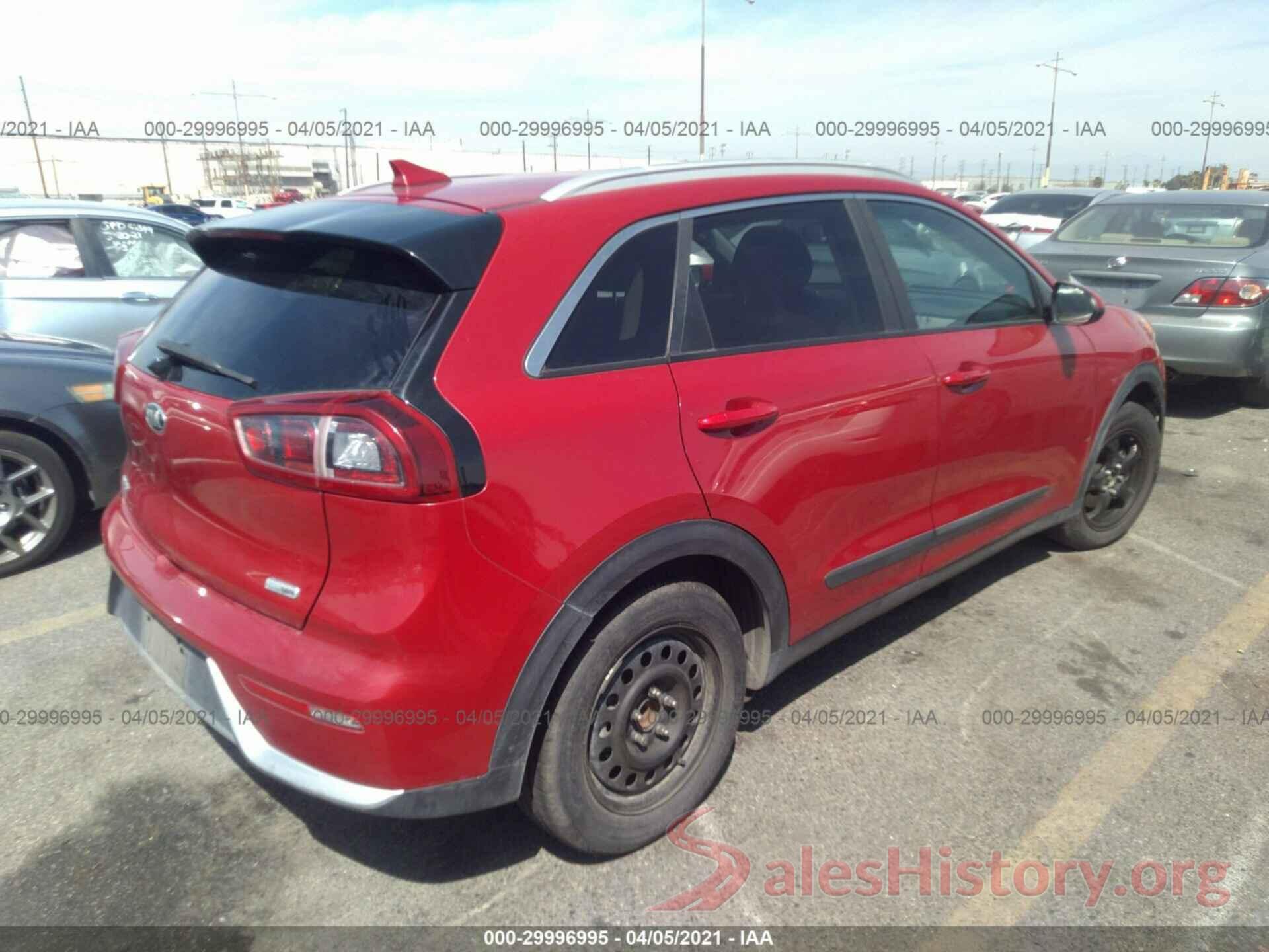 KNDCB3LC3H5095117 2017 KIA NIRO