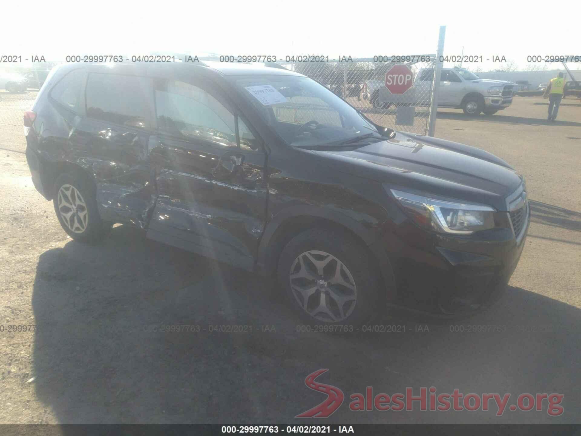 JF2SKAEC1KH528986 2019 SUBARU FORESTER