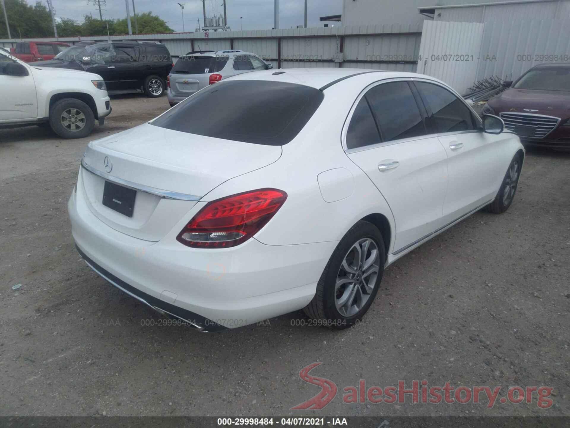 55SWF4JB8JU257831 2018 MERCEDES-BENZ C-CLASS