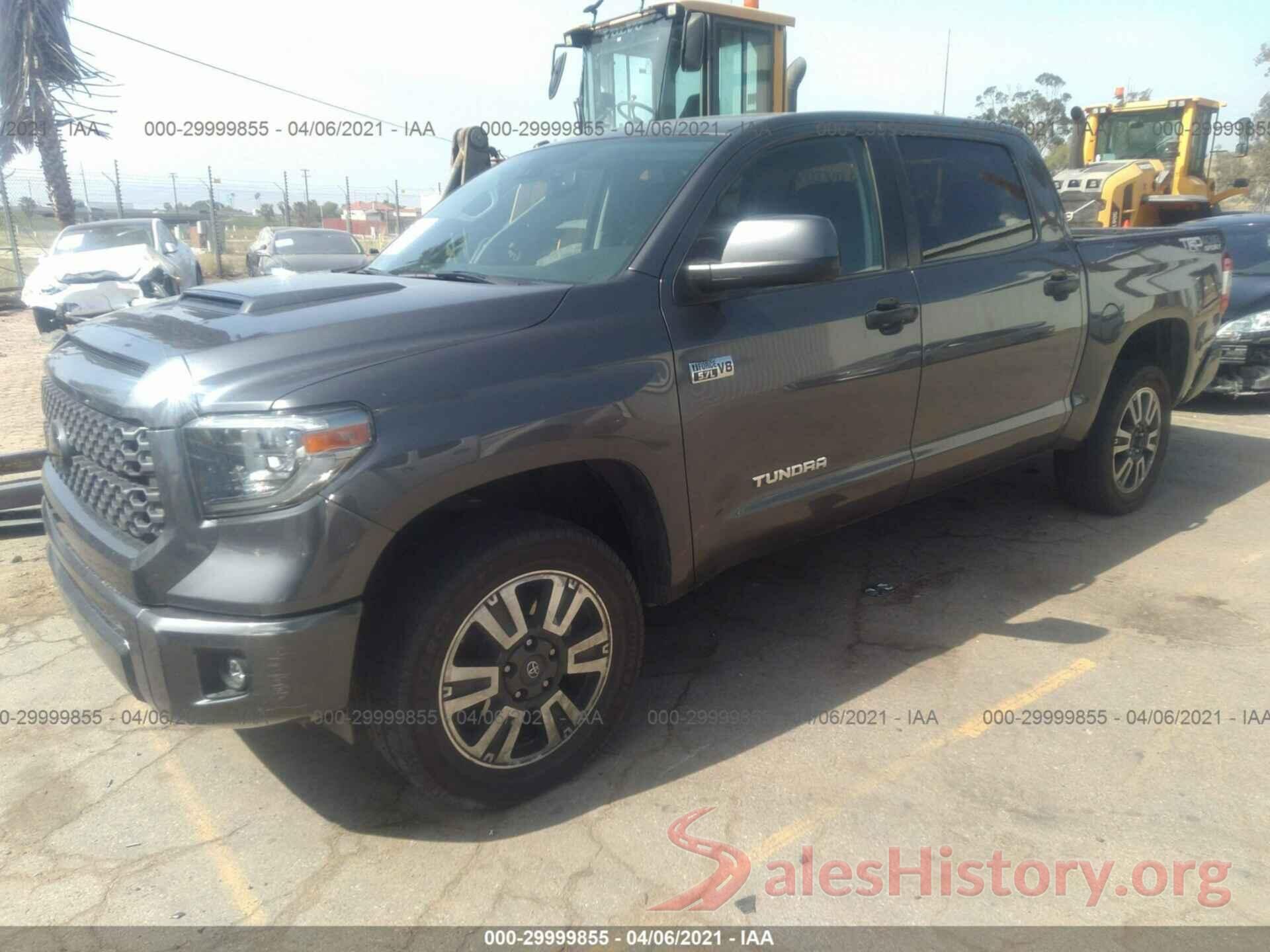 5TFDY5F18JX725829 2018 TOYOTA TUNDRA 4WD