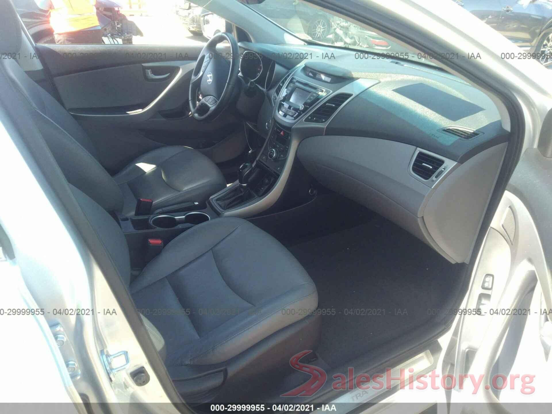 5NPDH4AE1GH720710 2016 HYUNDAI ELANTRA