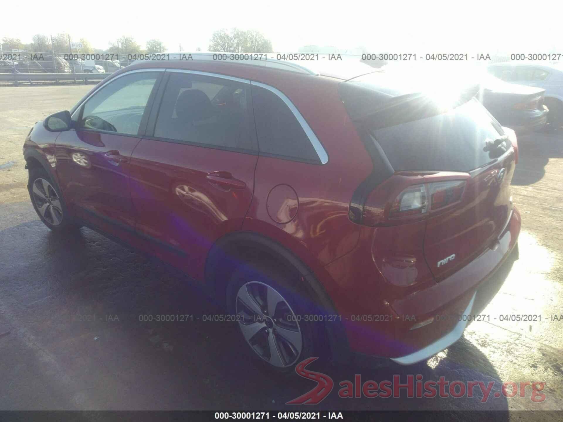 KNDCB3LC3H5049593 2017 KIA NIRO