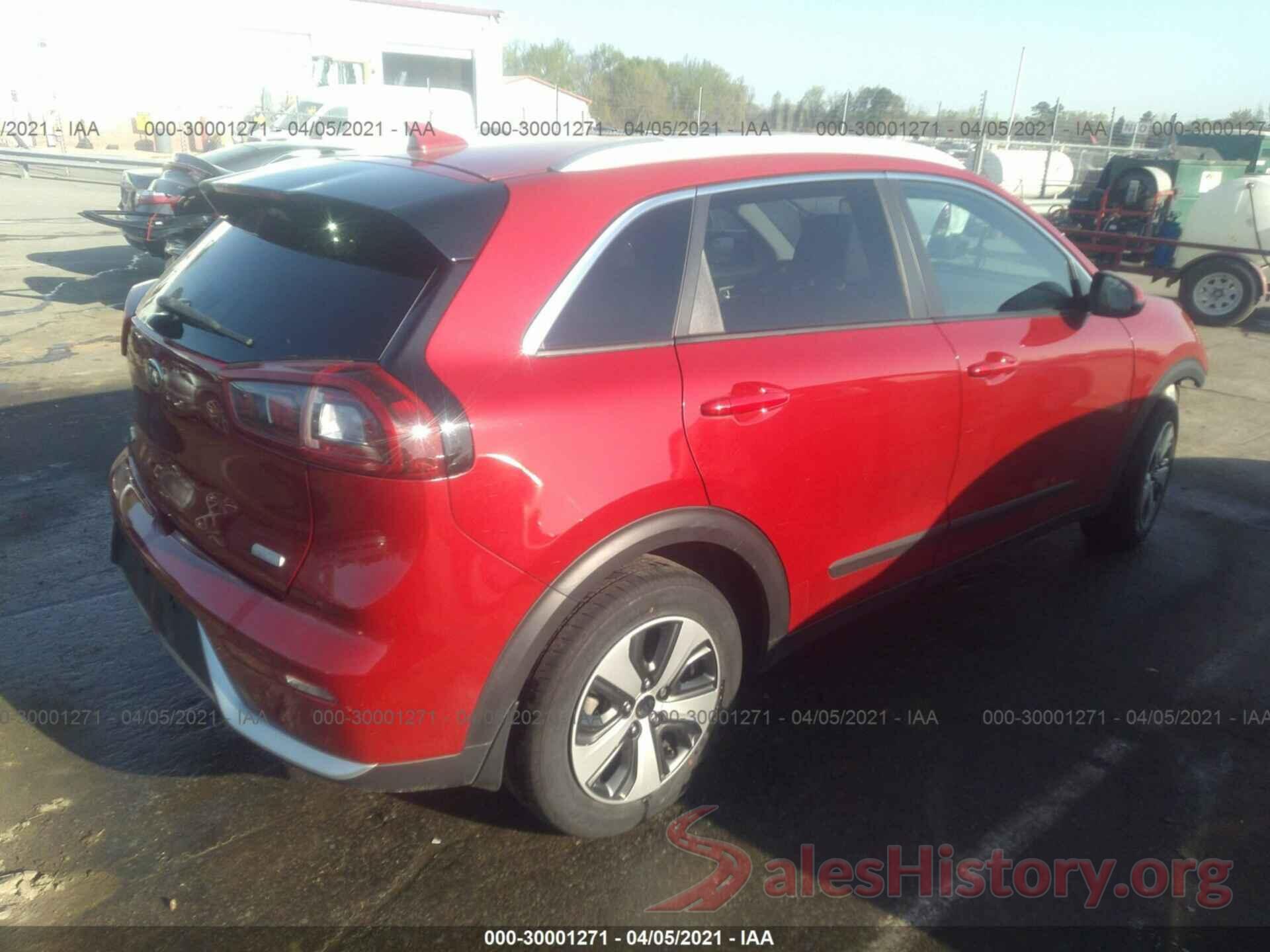 KNDCB3LC3H5049593 2017 KIA NIRO