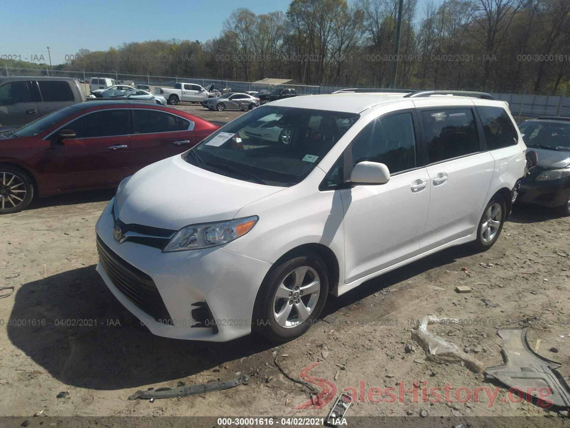 5TDKZ3DC9KS991672 2019 TOYOTA SIENNA