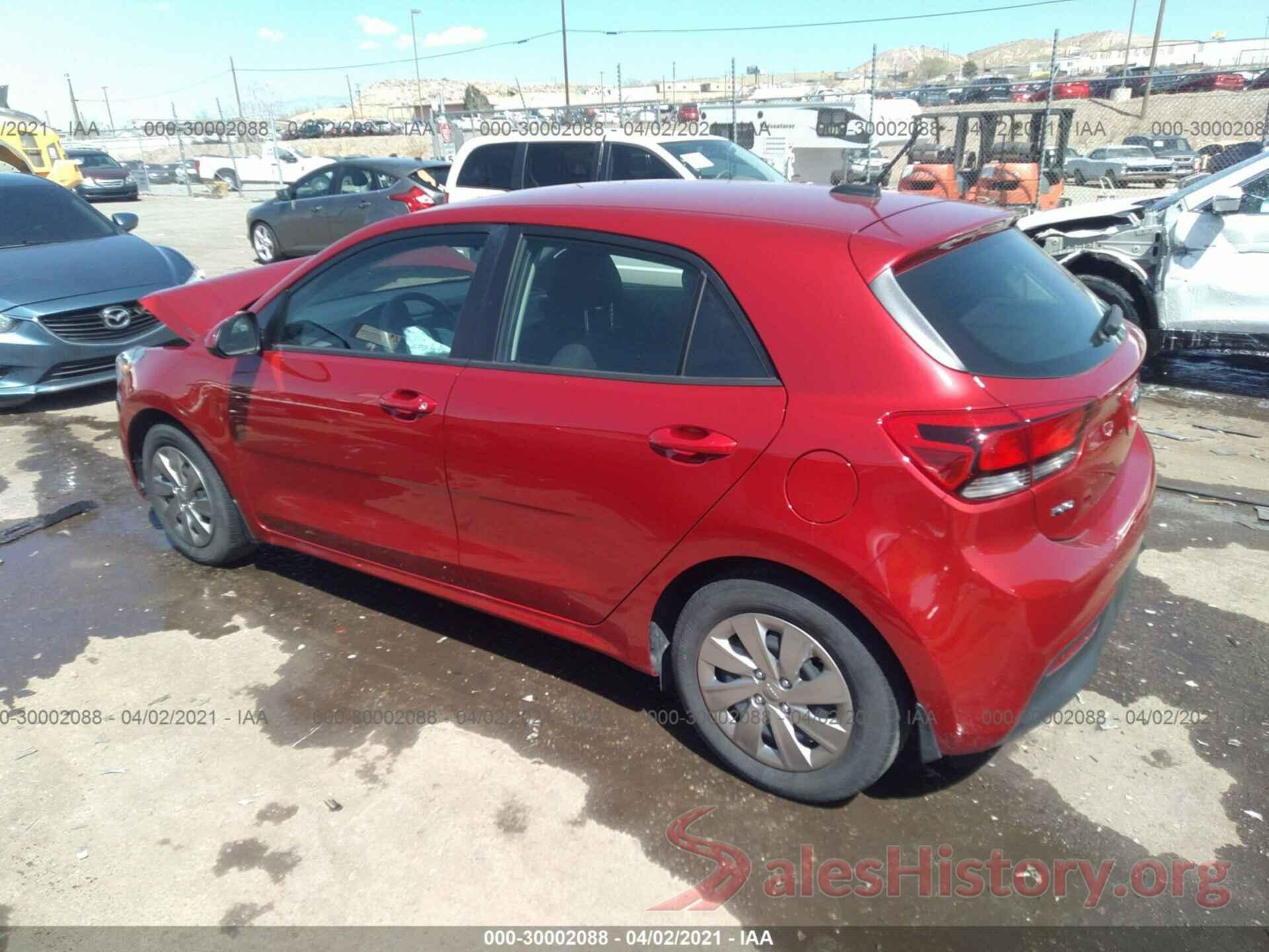 3KPA25AB5JE094879 2018 KIA RIO 5-DOOR