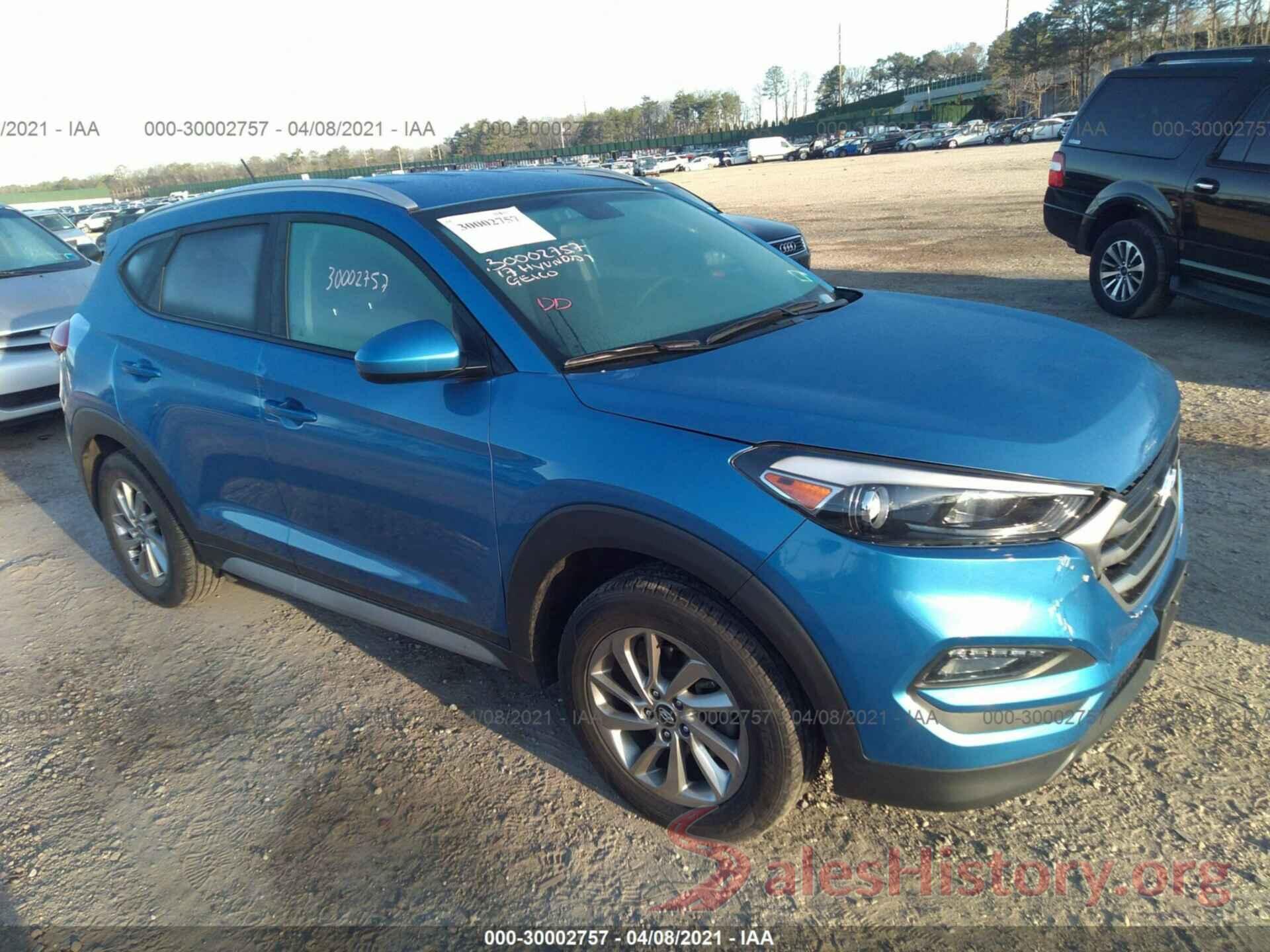 KM8J3CA46HU495724 2017 HYUNDAI TUCSON