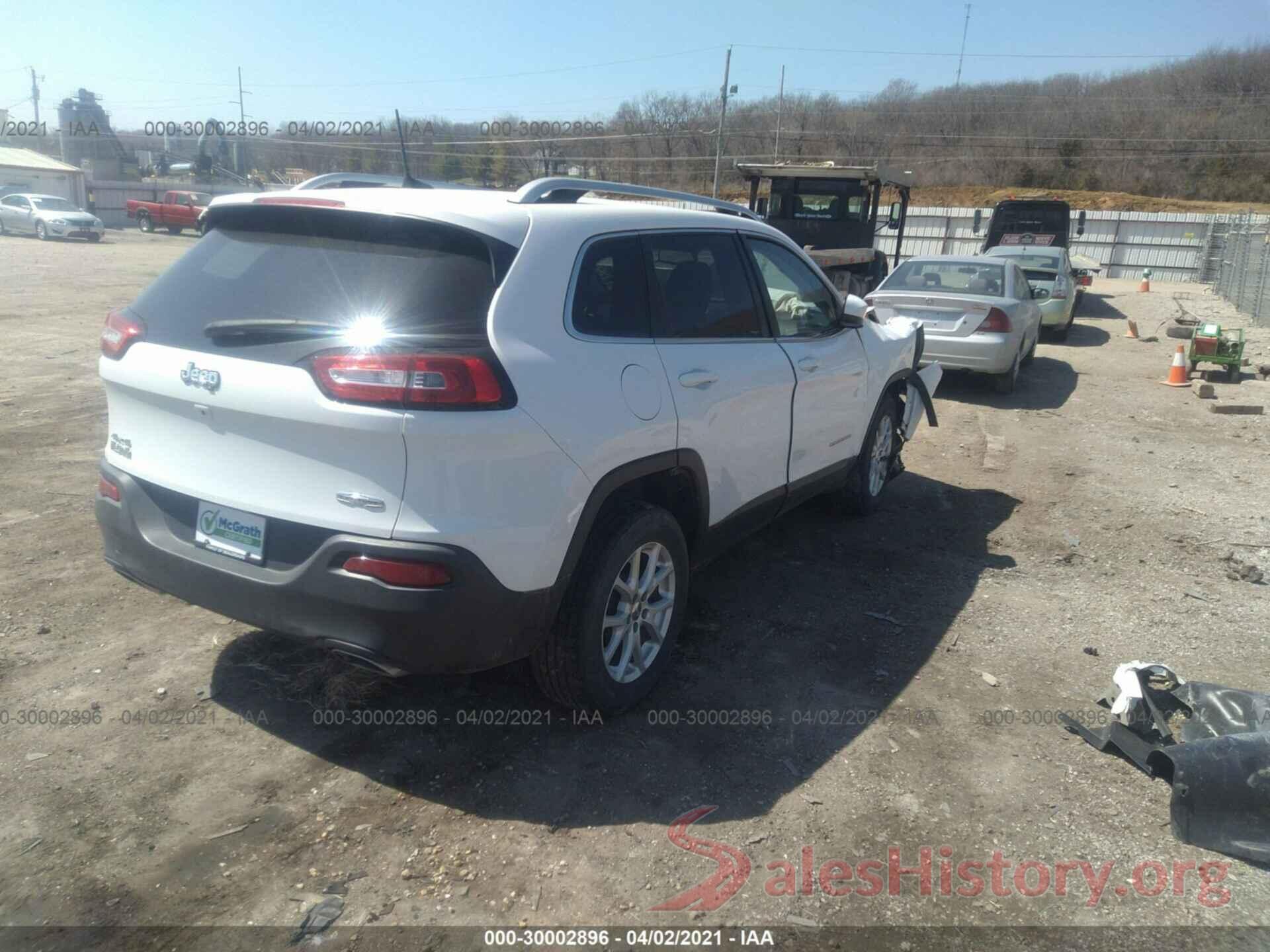 1C4PJMCS5HW647809 2017 JEEP CHEROKEE