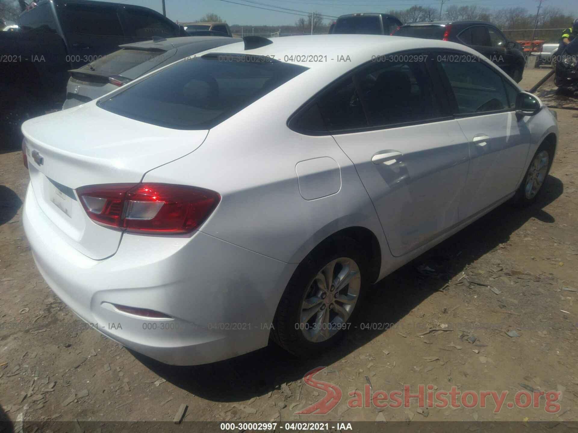 1G1BC5SM0K7152571 2019 CHEVROLET CRUZE