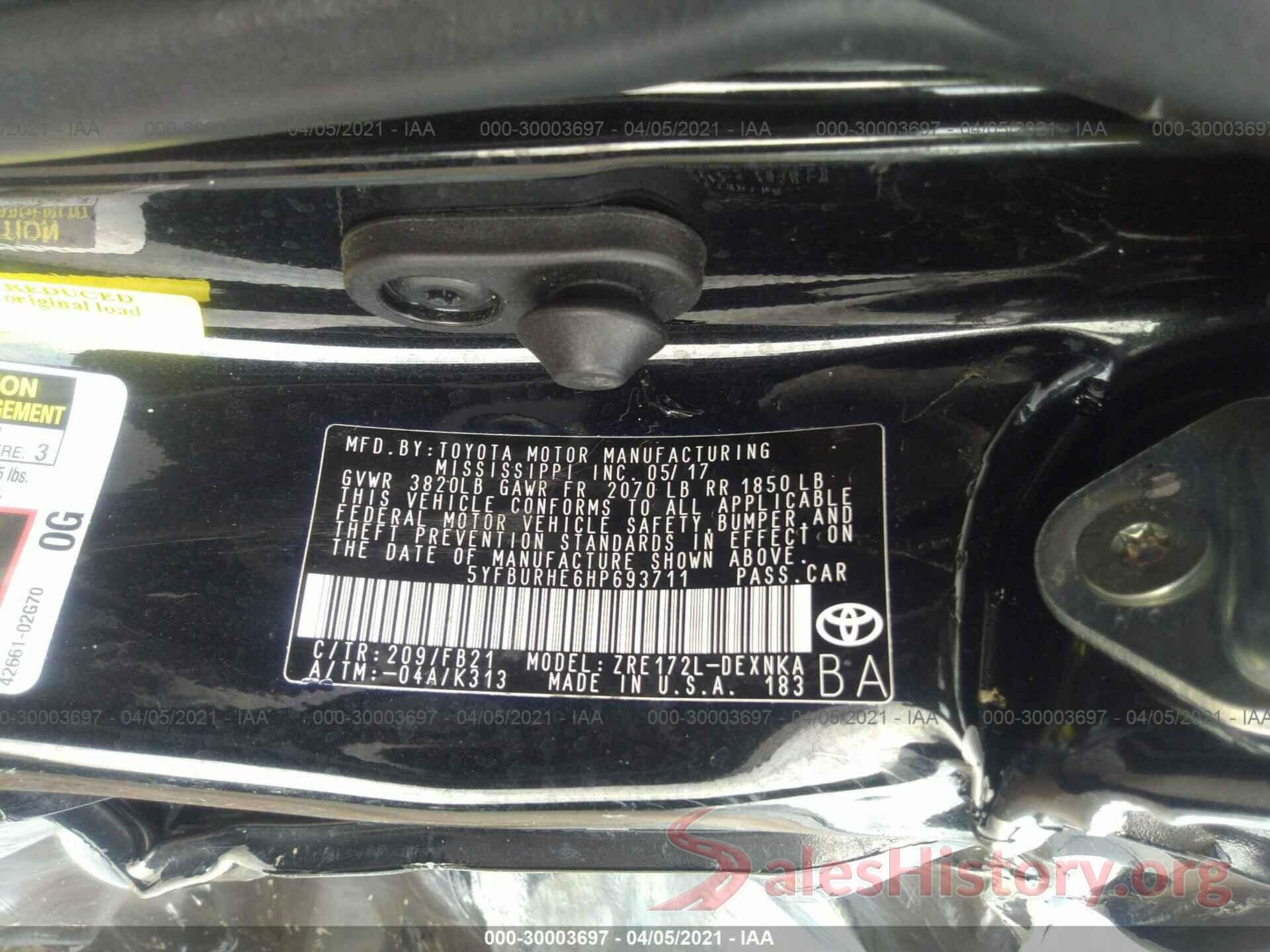 5YFBURHE6HP693711 2017 TOYOTA COROLLA