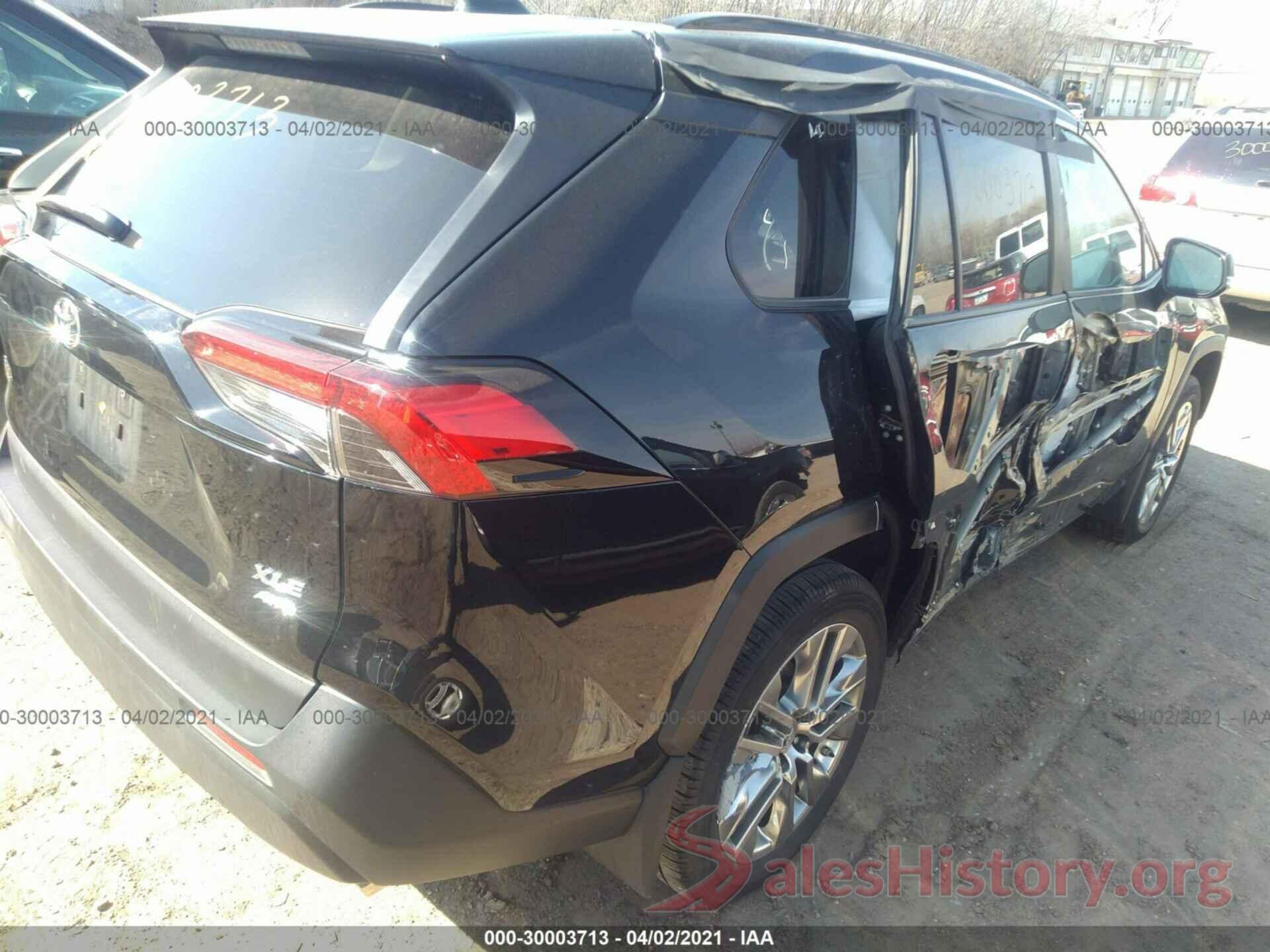 2T3A1RFV3KW082166 2019 TOYOTA RAV4