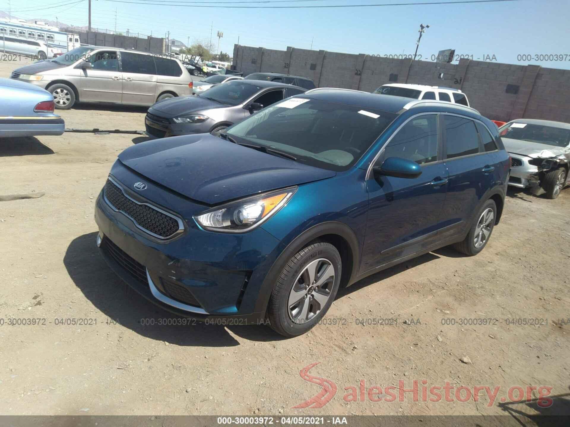 KNDCB3LC3J5118174 2018 KIA NIRO