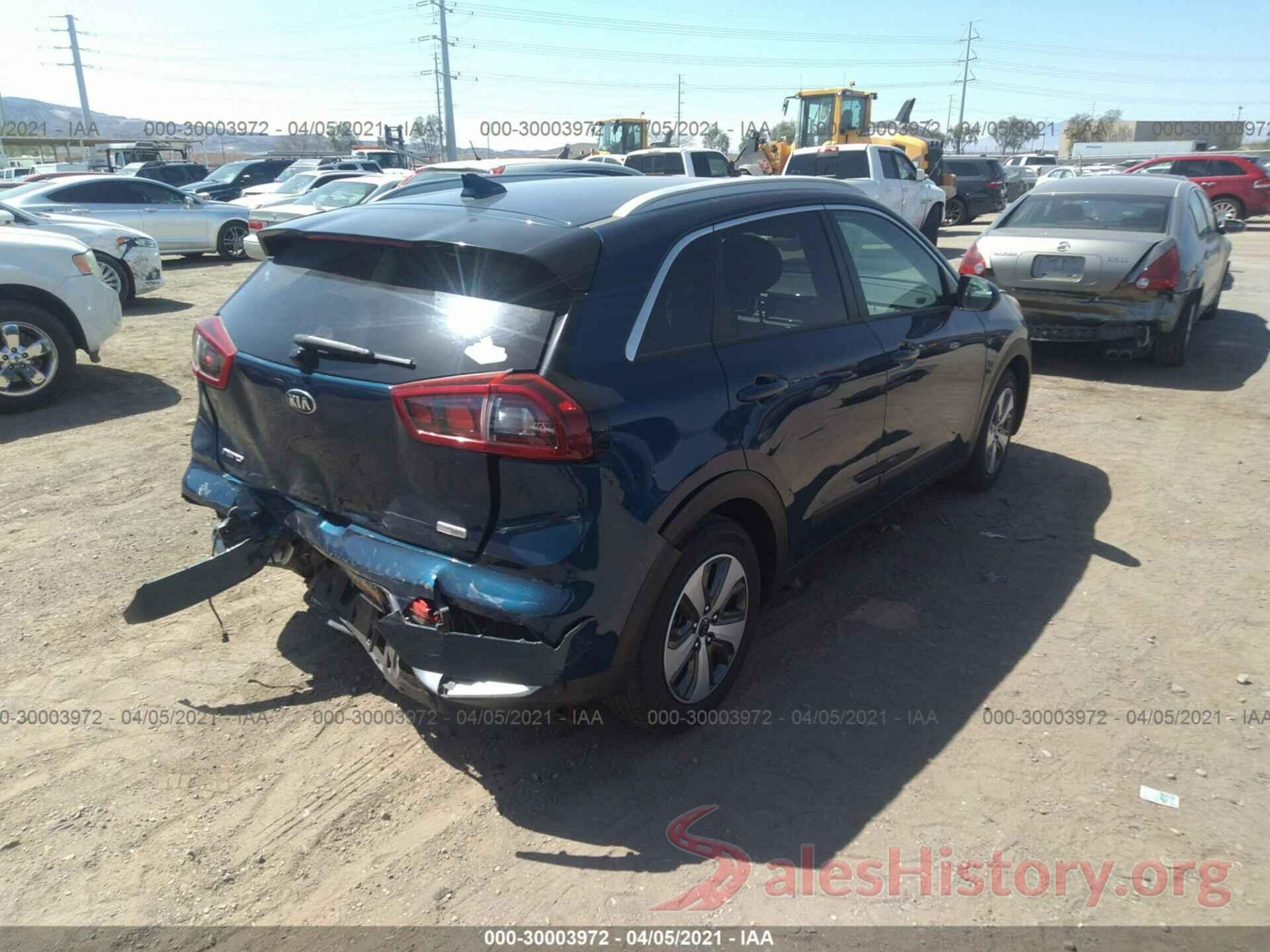 KNDCB3LC3J5118174 2018 KIA NIRO