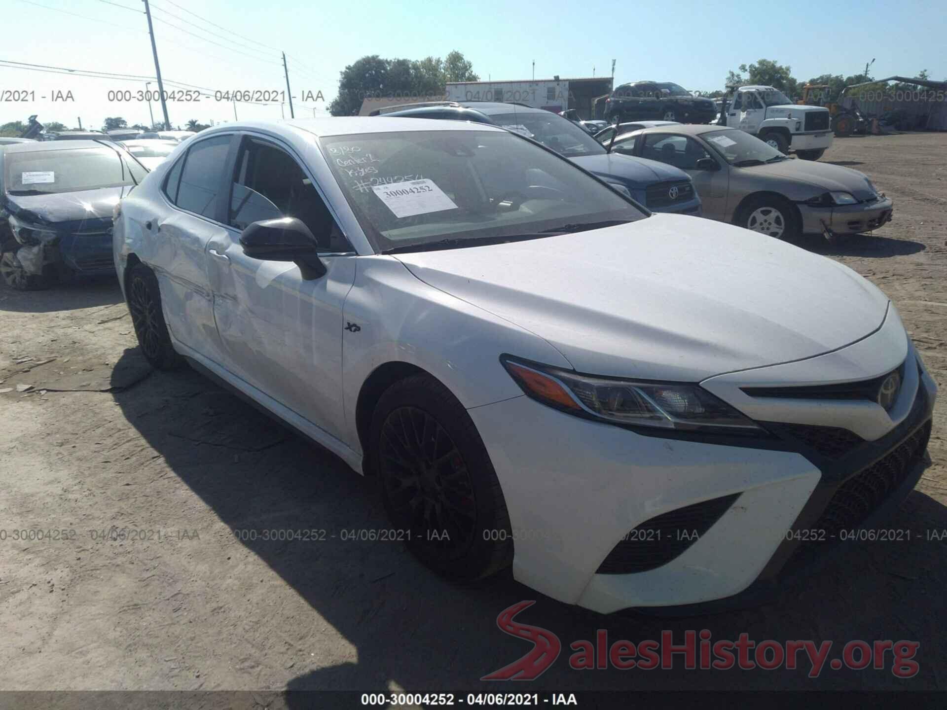 4T1B11HK9KU744754 2019 TOYOTA CAMRY