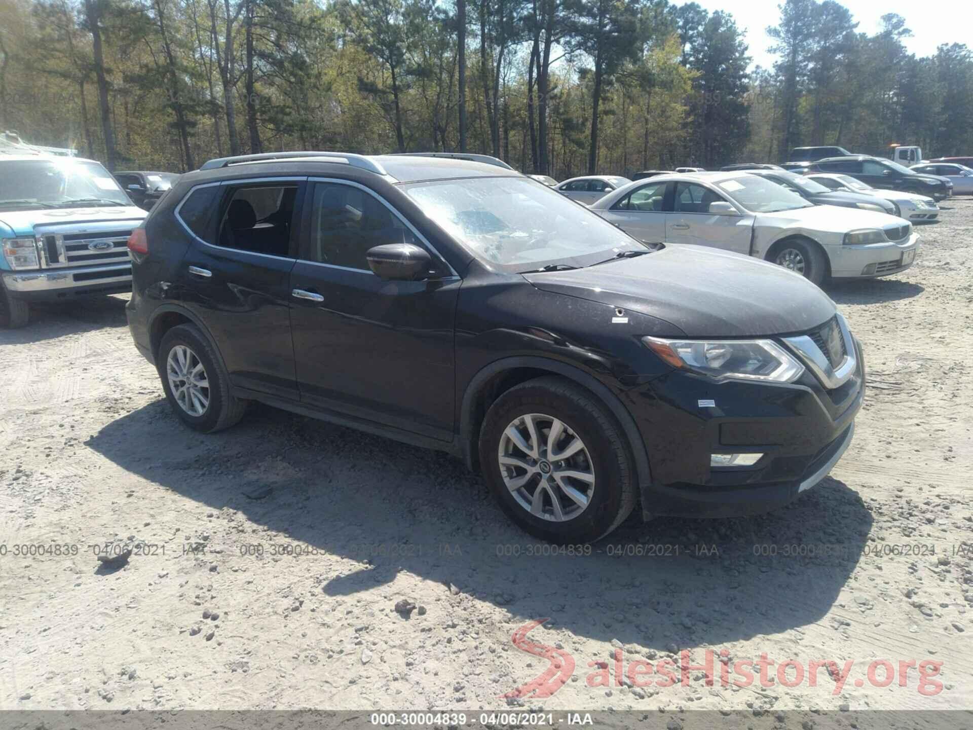 JN8AT2MT8HW401014 2017 NISSAN ROGUE