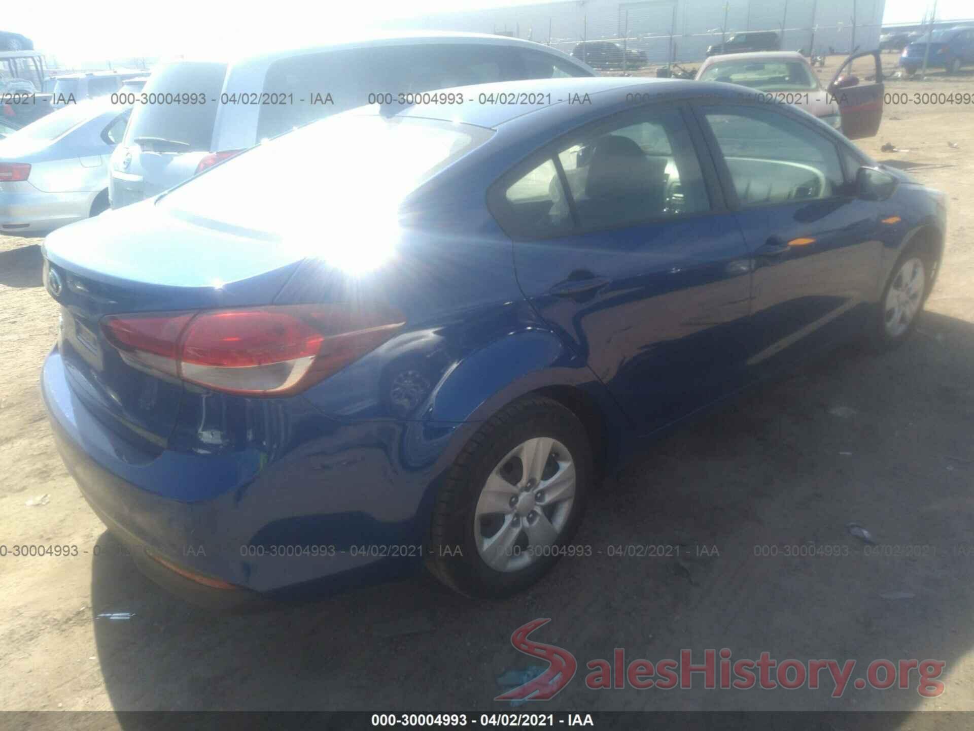 3KPFK4A72HE011608 2017 KIA FORTE