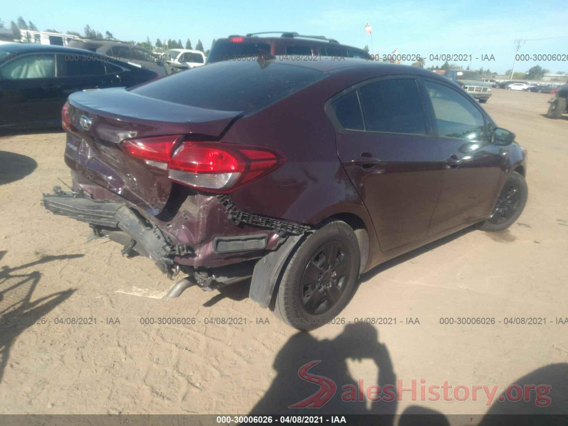 3KPFK4A78JE255009 2018 KIA FORTE