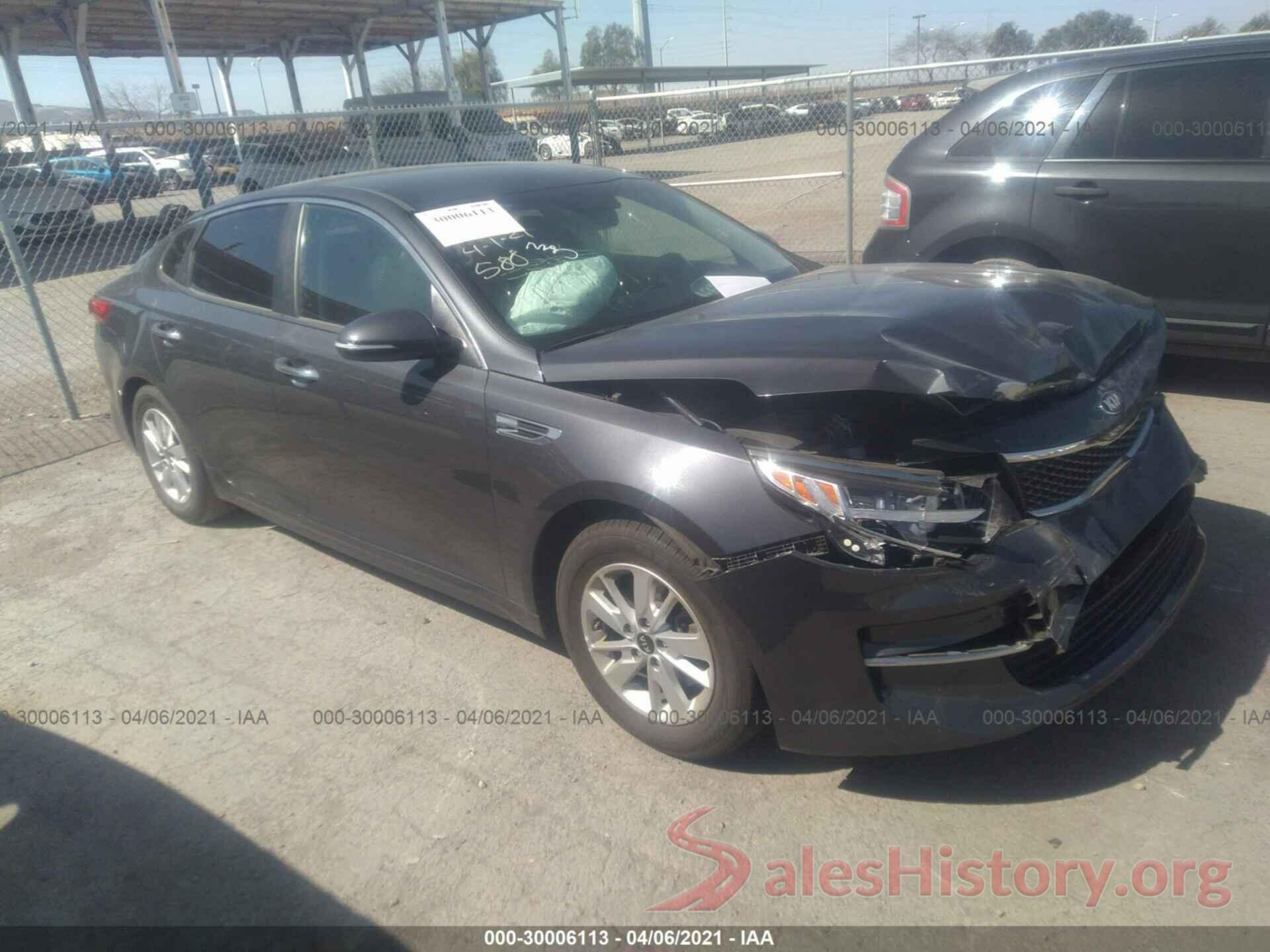 KNAGT4L38J5213198 2018 KIA OPTIMA