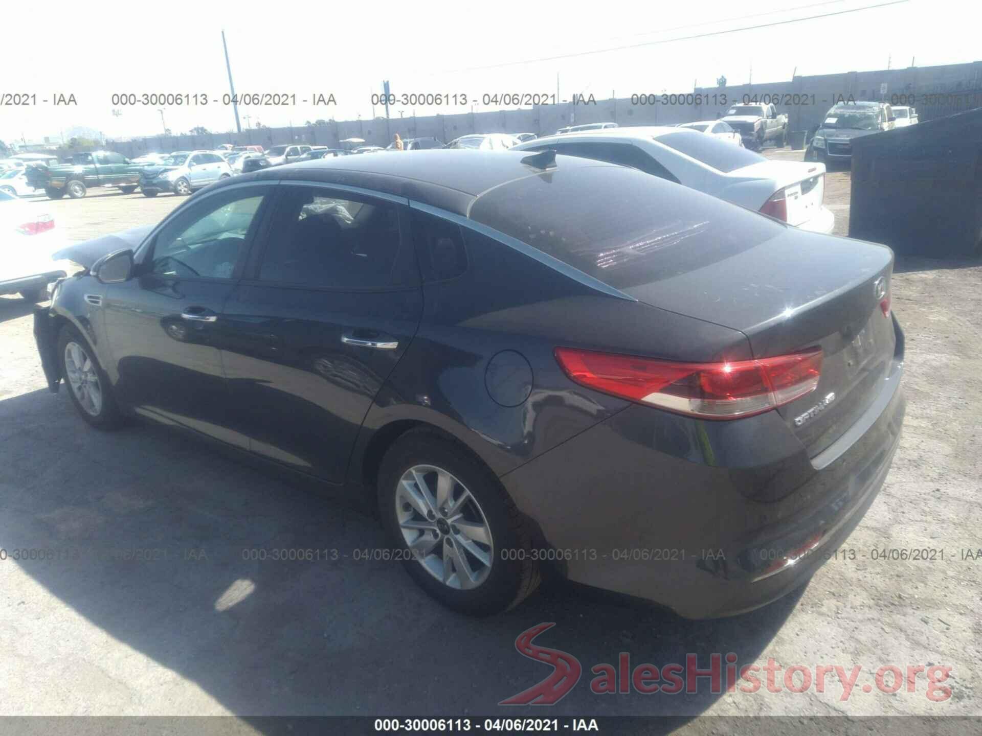 KNAGT4L38J5213198 2018 KIA OPTIMA