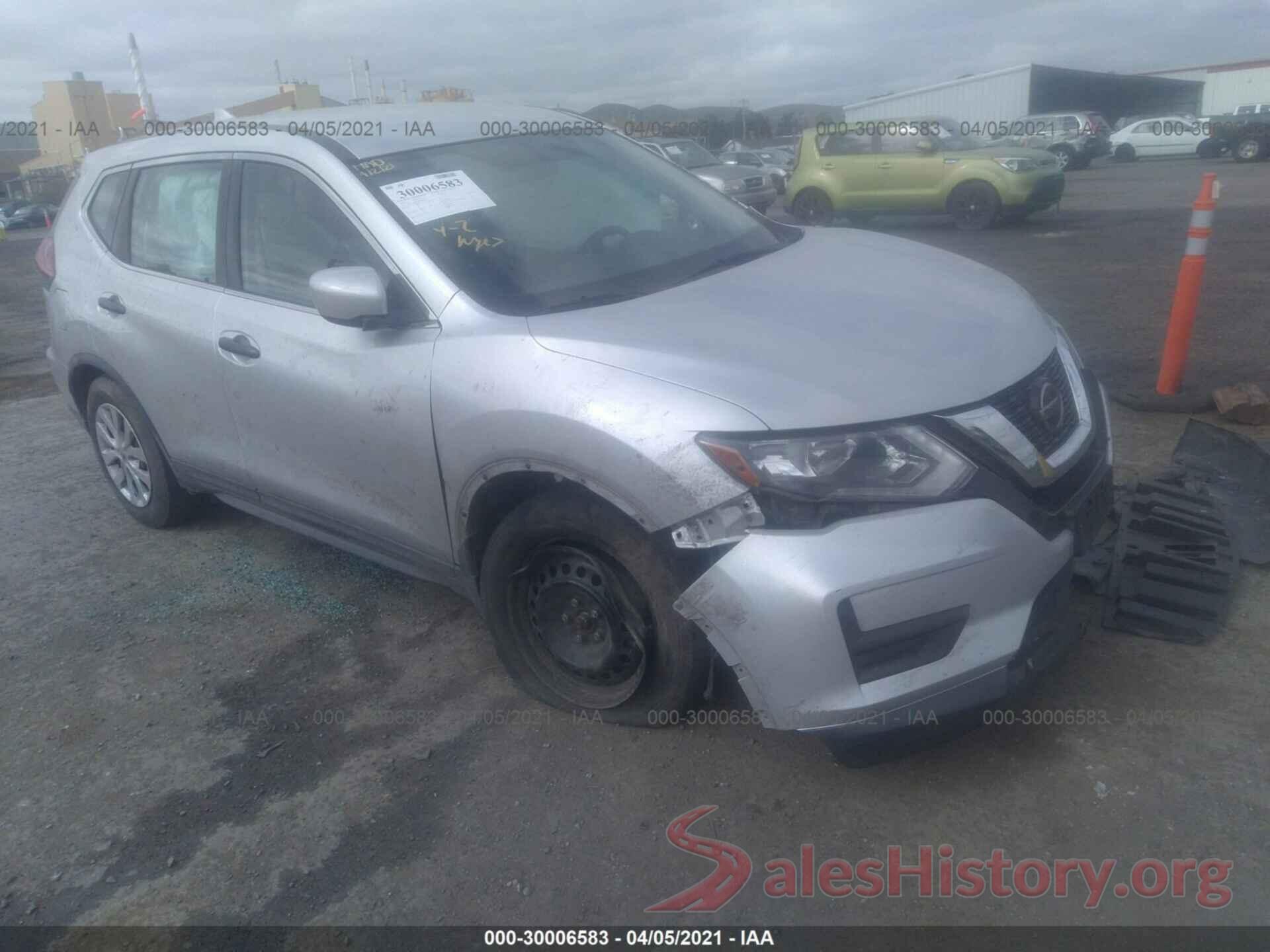 KNMAT2MT8JP605162 2018 NISSAN ROGUE