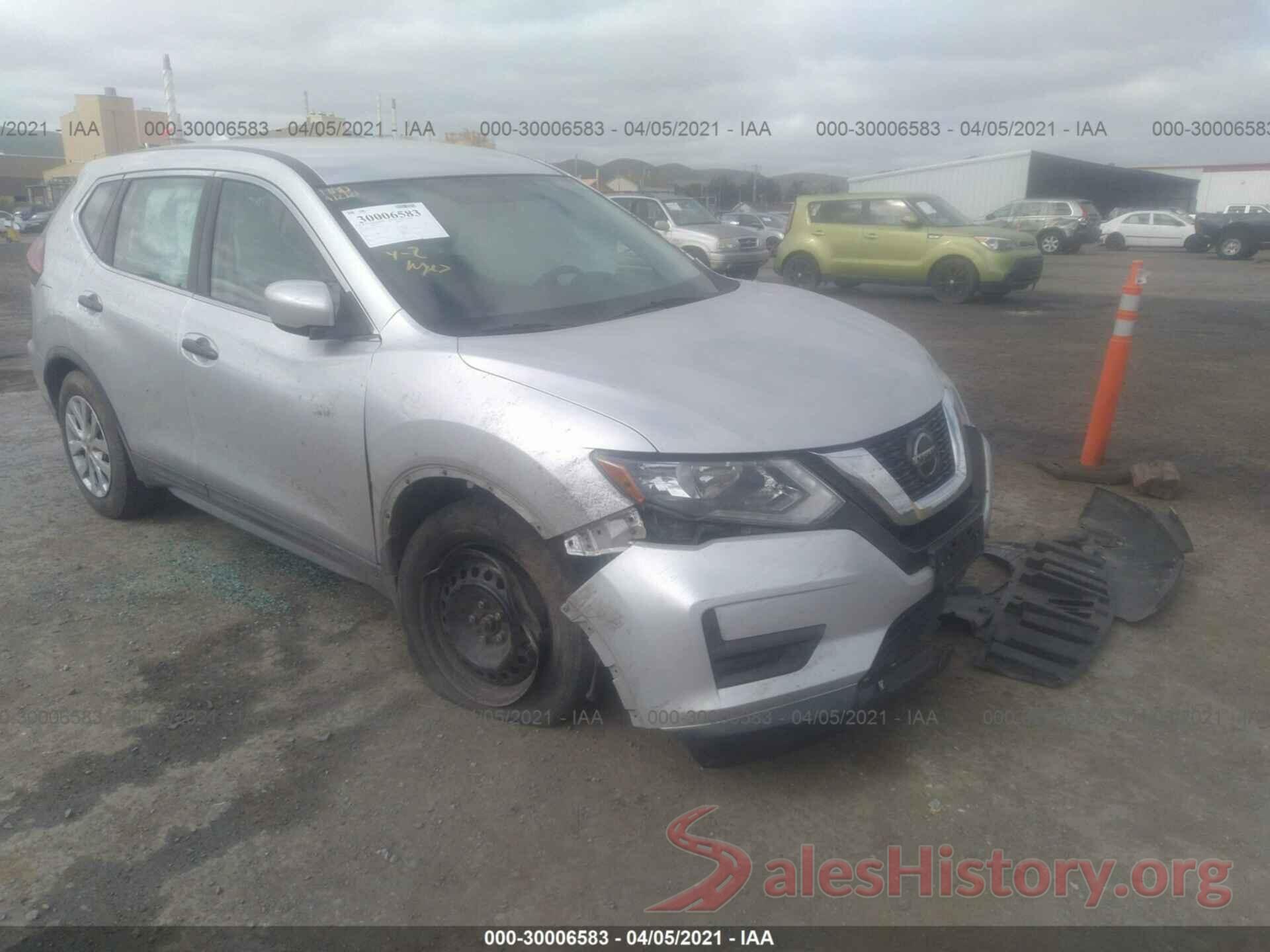 KNMAT2MT8JP605162 2018 NISSAN ROGUE