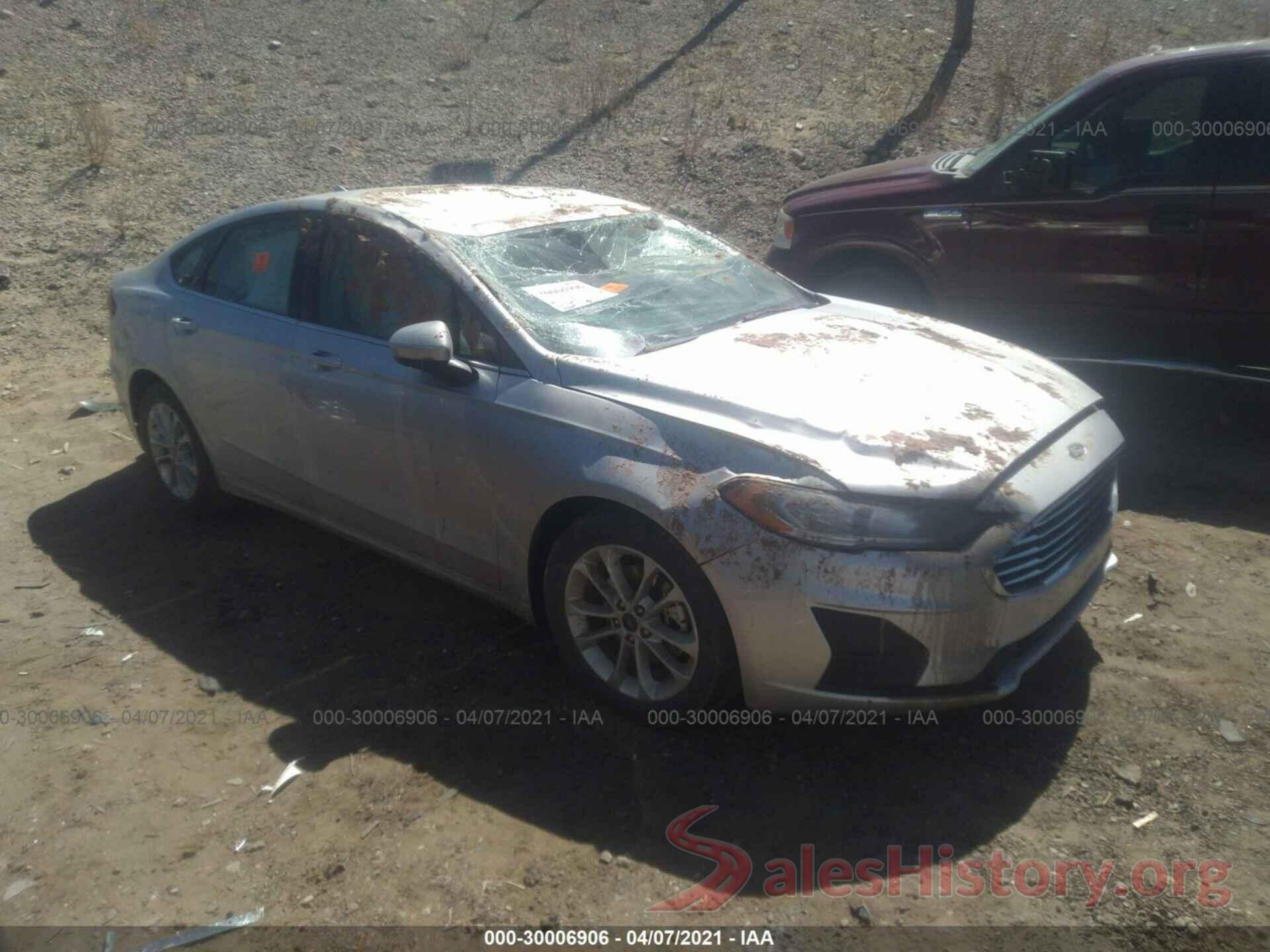 3FA6P0HD2KR232167 2019 FORD FUSION