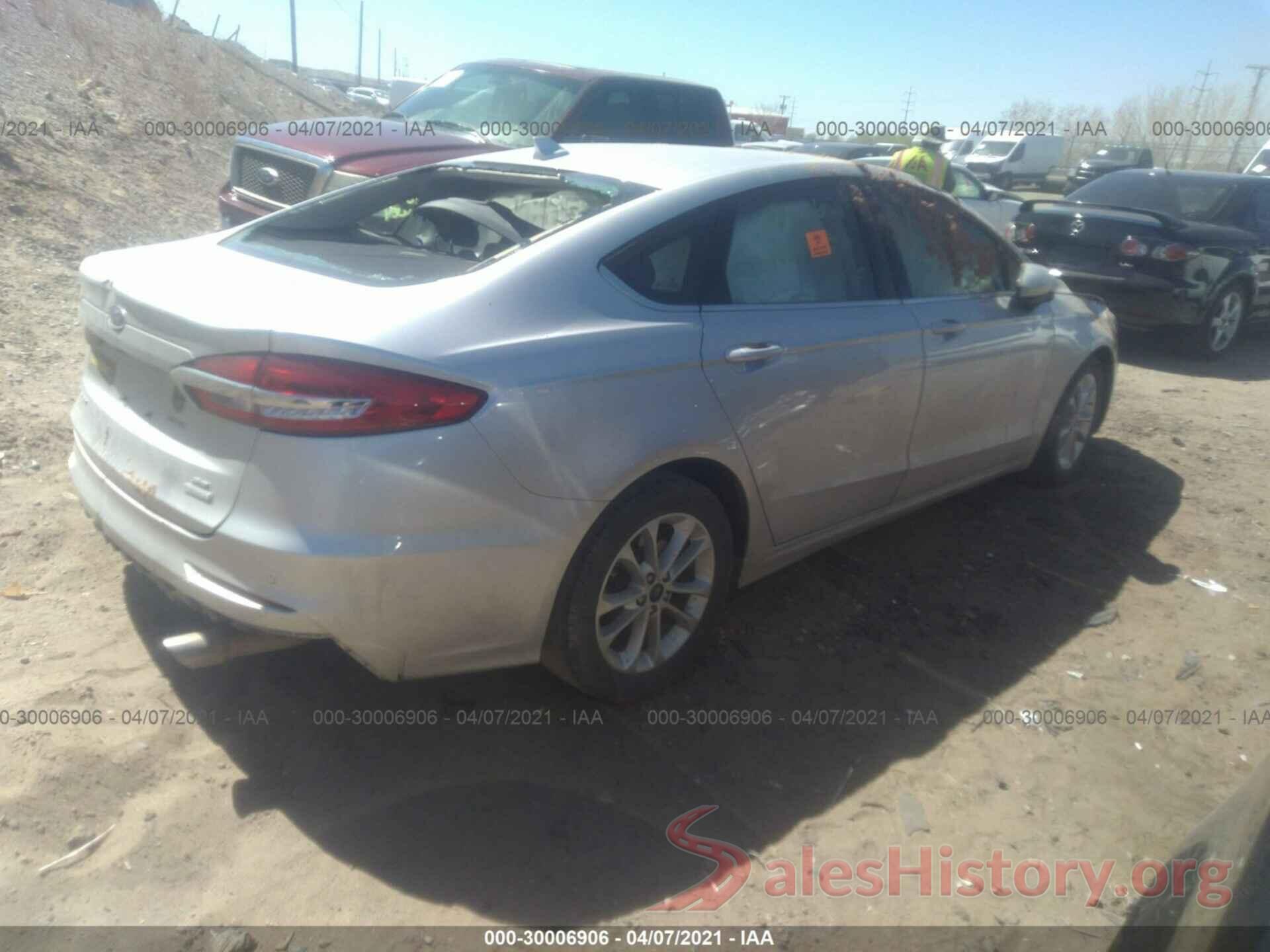 3FA6P0HD2KR232167 2019 FORD FUSION