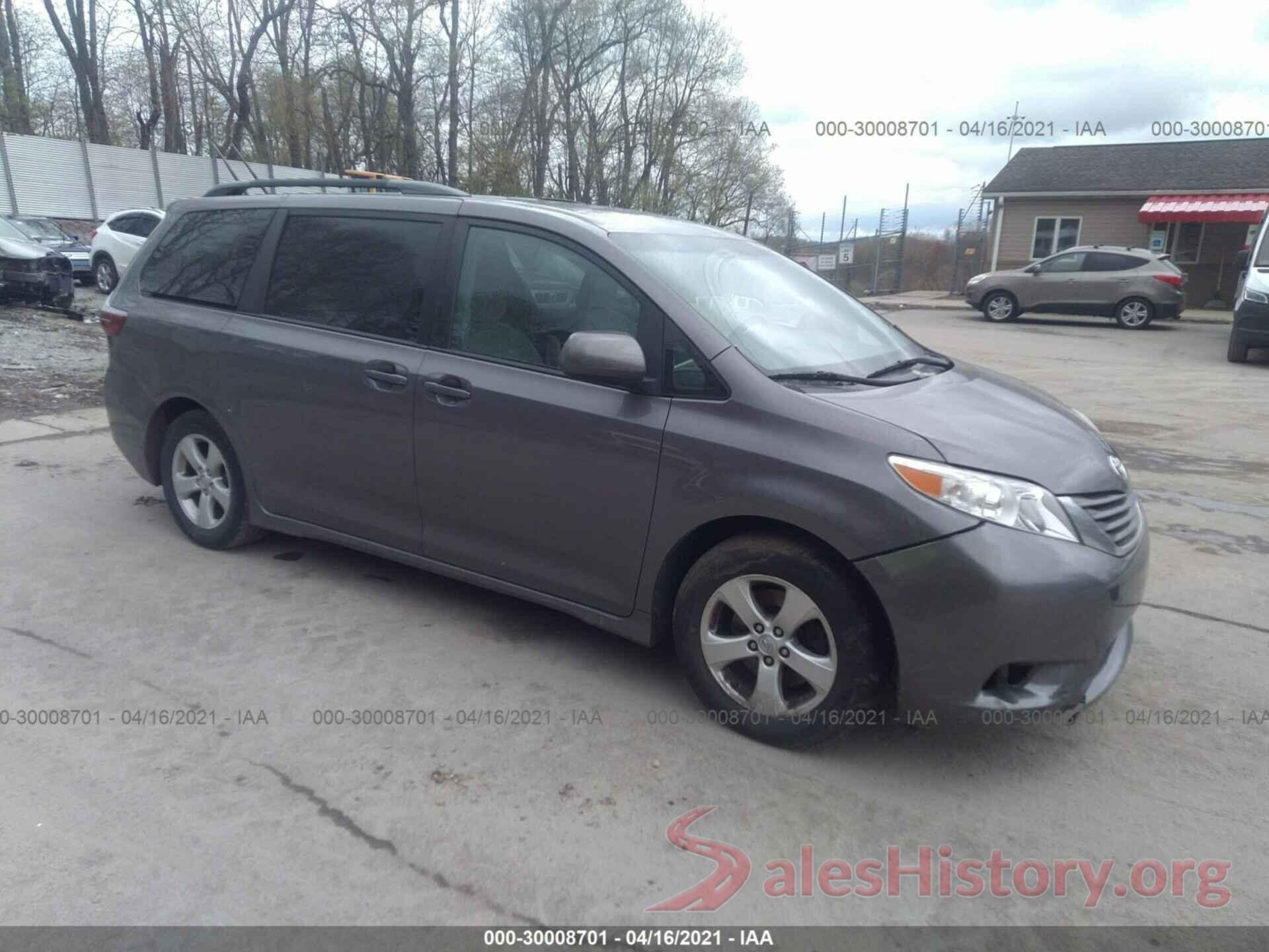 5TDKK3DC8GS713597 2016 TOYOTA SIENNA