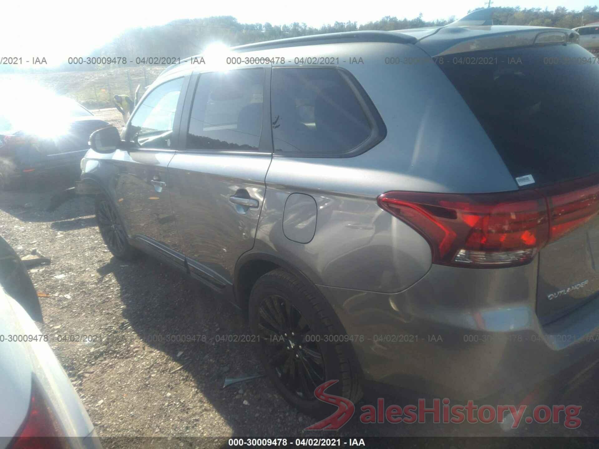 JA4AD3A3XLZ043239 2020 MITSUBISHI OUTLANDER