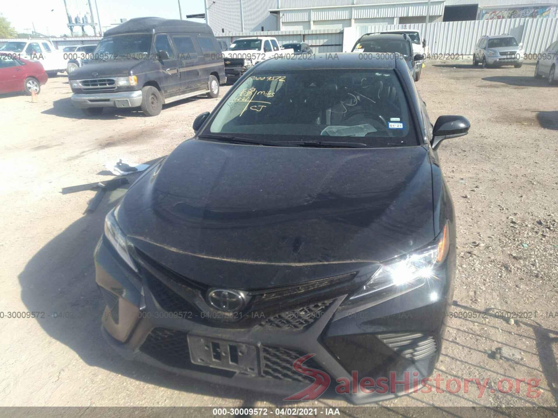 4T1B11HK1KU742299 2019 TOYOTA CAMRY