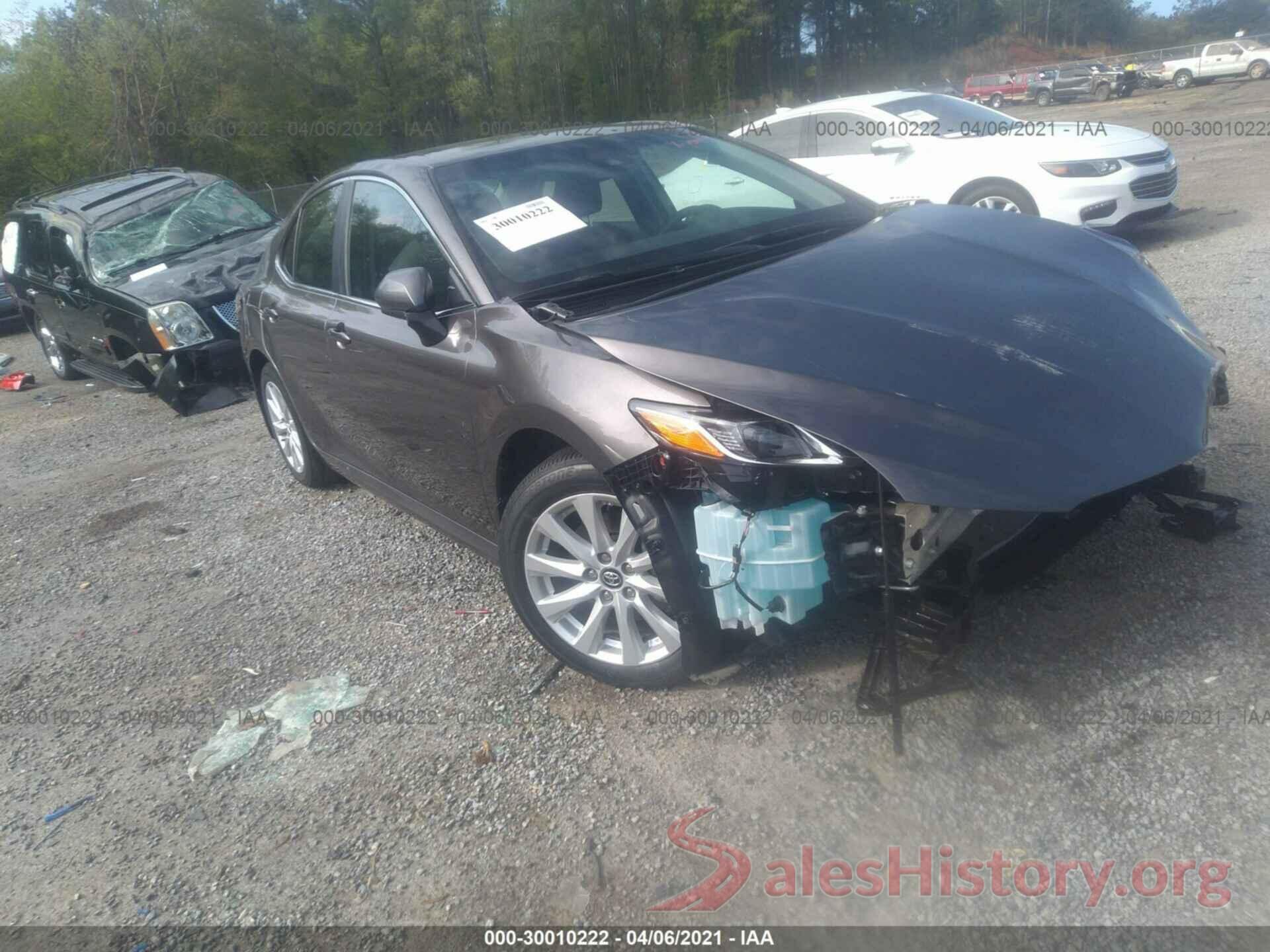 4T1B11HK6JU131778 2018 TOYOTA CAMRY