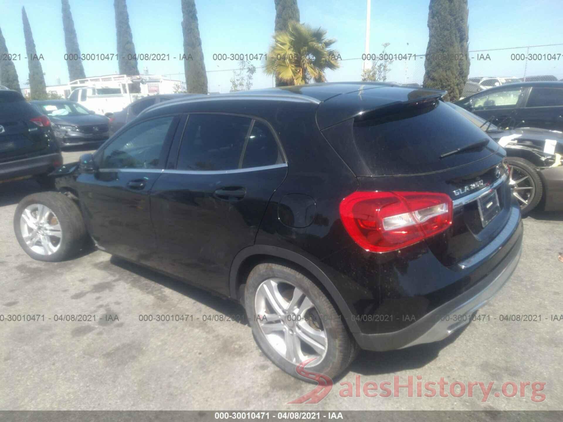 WDCTG4EB8HJ305286 2017 MERCEDES-BENZ GLA