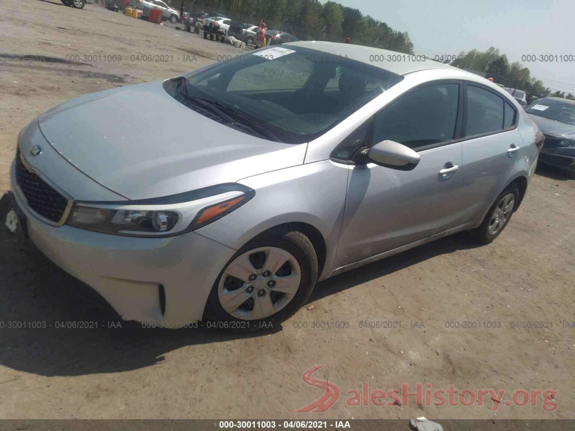 3KPFK4A78HE017980 2017 KIA FORTE