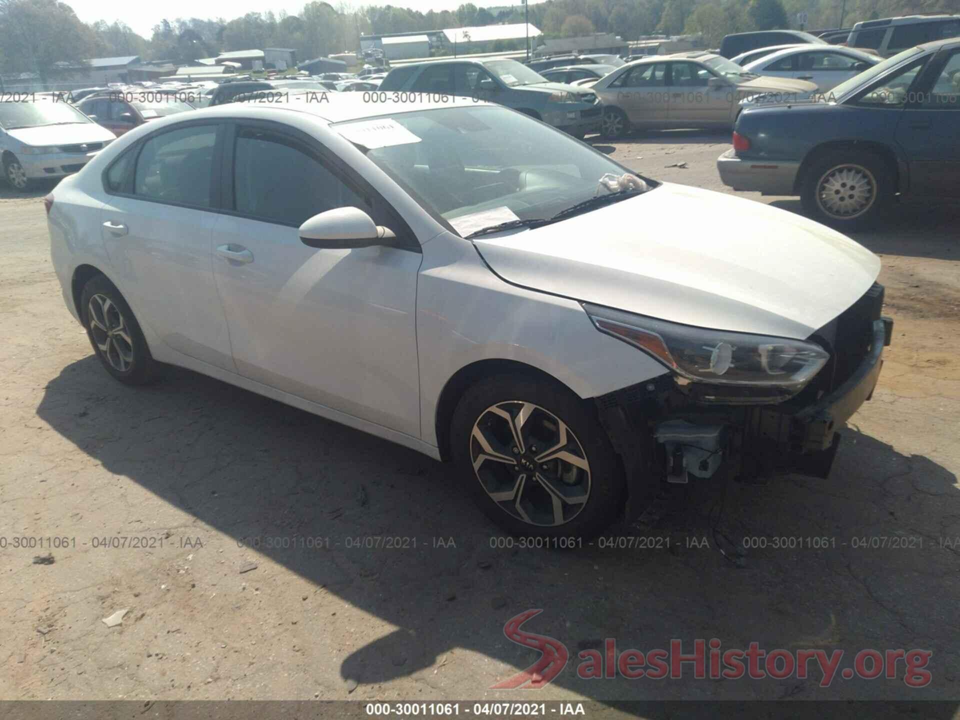 3KPF24AD0KE127354 2019 KIA FORTE