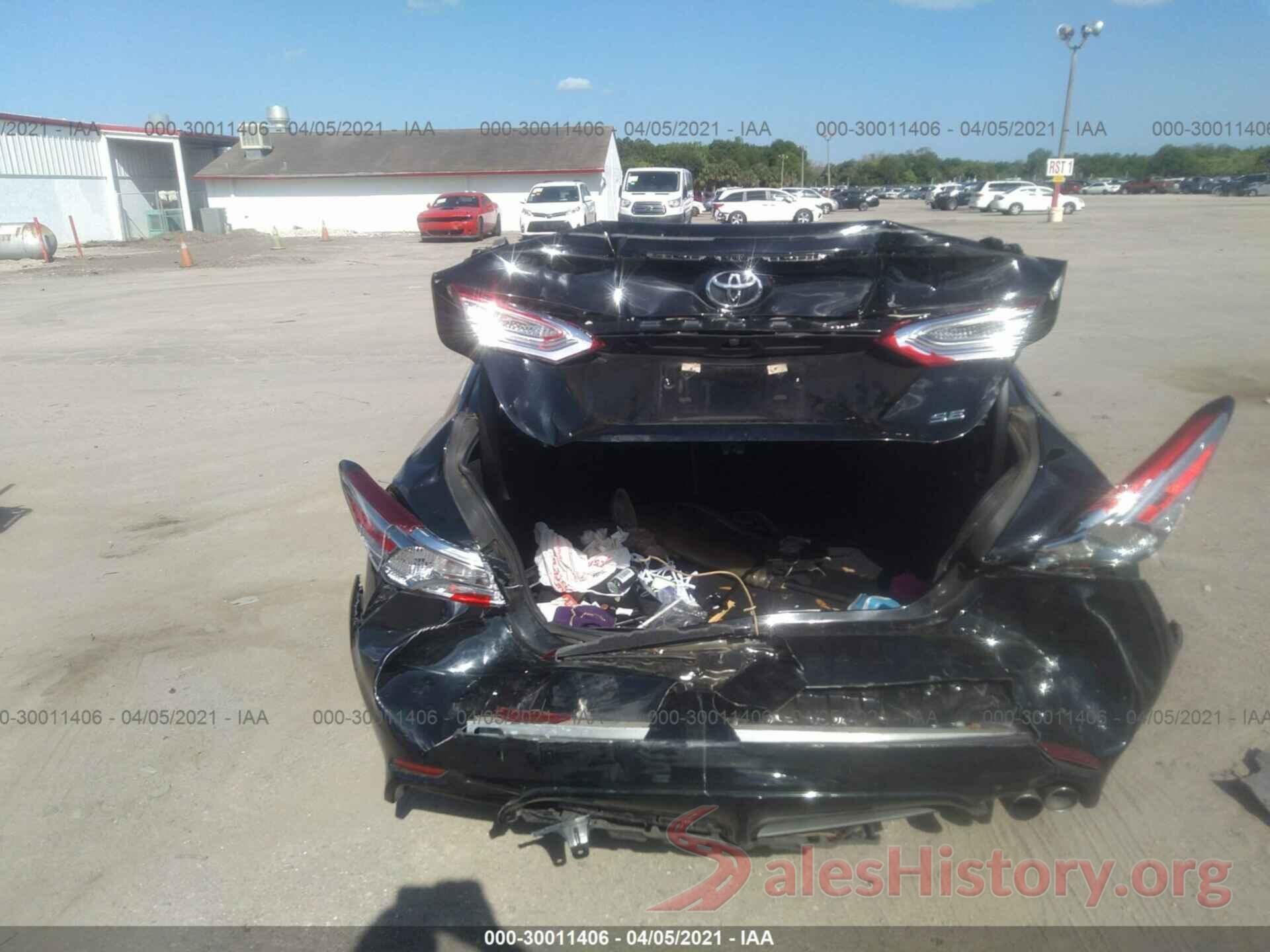 4T1B11HK6JU587781 2018 TOYOTA CAMRY