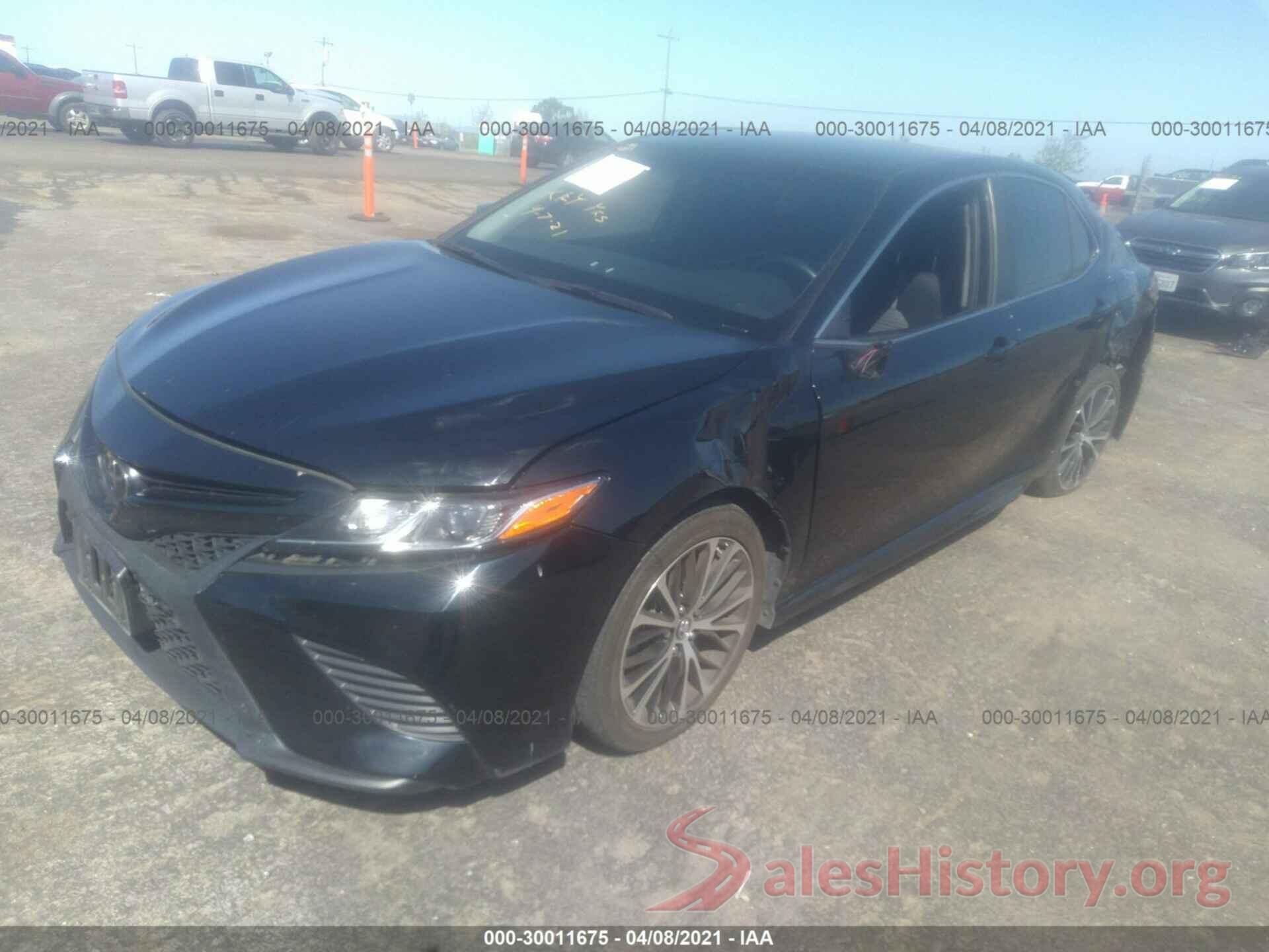 4T1B11HK1JU141408 2018 TOYOTA CAMRY