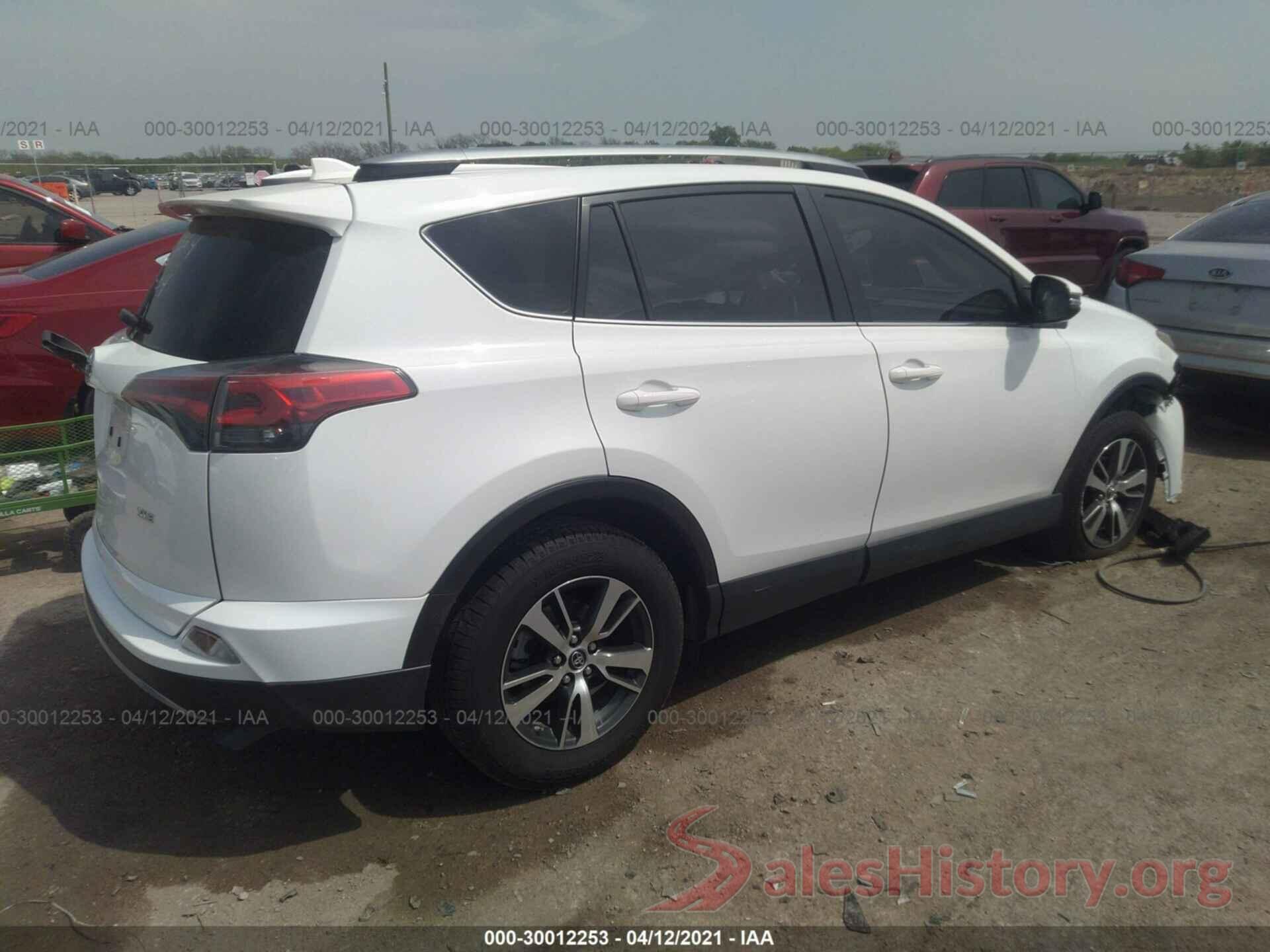 JTMWFREV0JD113538 2018 TOYOTA RAV4