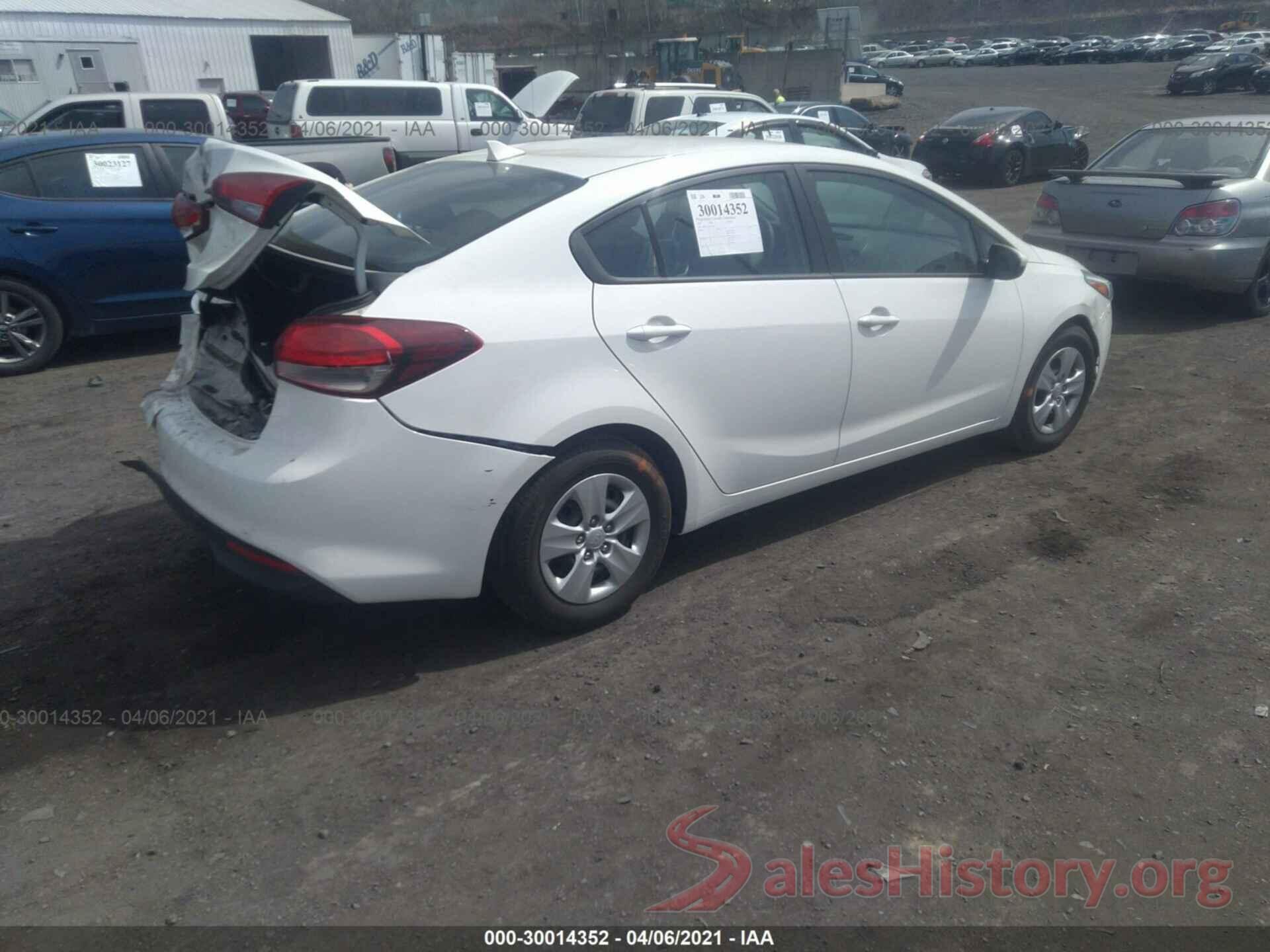 3KPFK4A73HE105111 2017 KIA FORTE