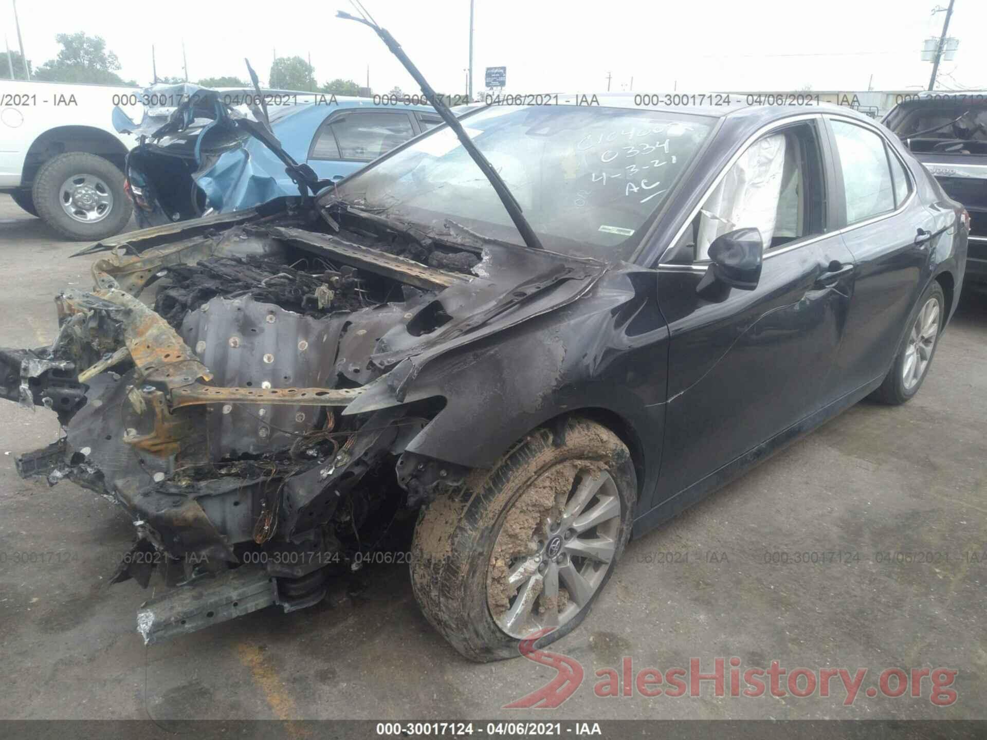 4T1B11HKXKU260334 2019 TOYOTA CAMRY