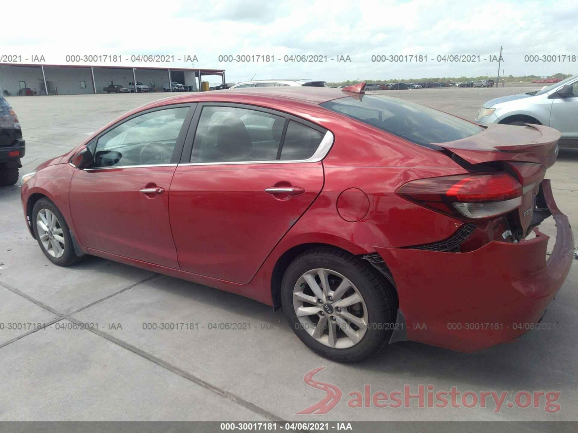 3KPFL4A7XHE029948 2017 KIA FORTE