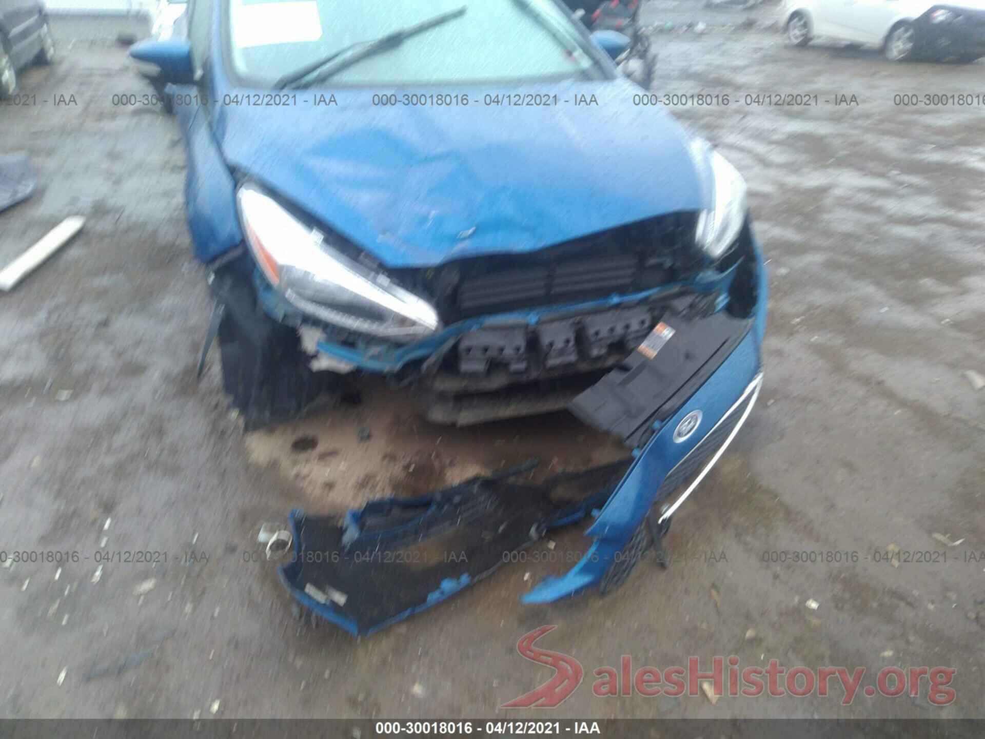 1FADP3K27JL301318 2018 FORD FOCUS