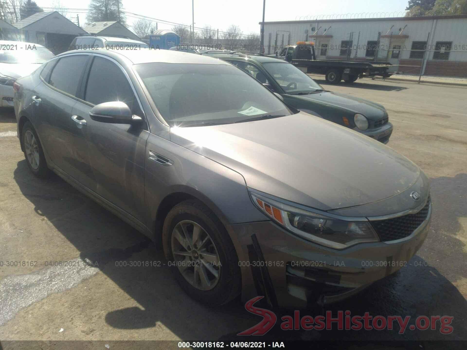 5XXGT4L35JG228370 2018 KIA OPTIMA