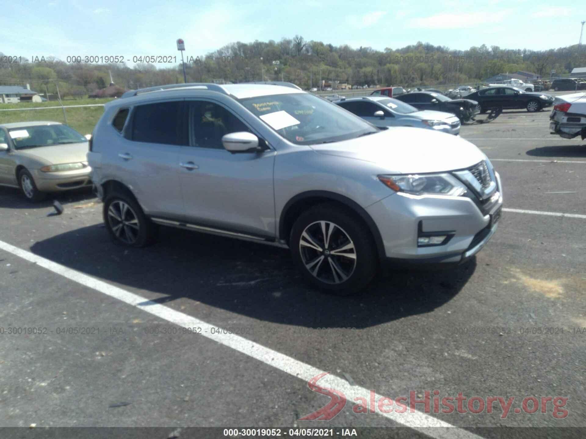 JN8AT2MV4JW317294 2018 NISSAN ROGUE