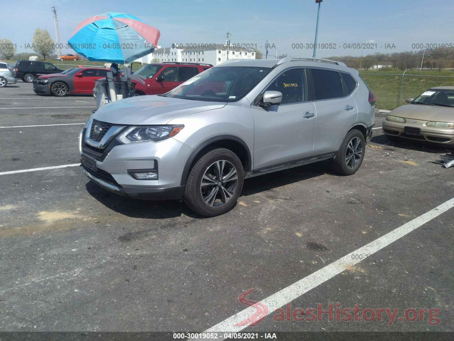 JN8AT2MV4JW317294 2018 NISSAN ROGUE