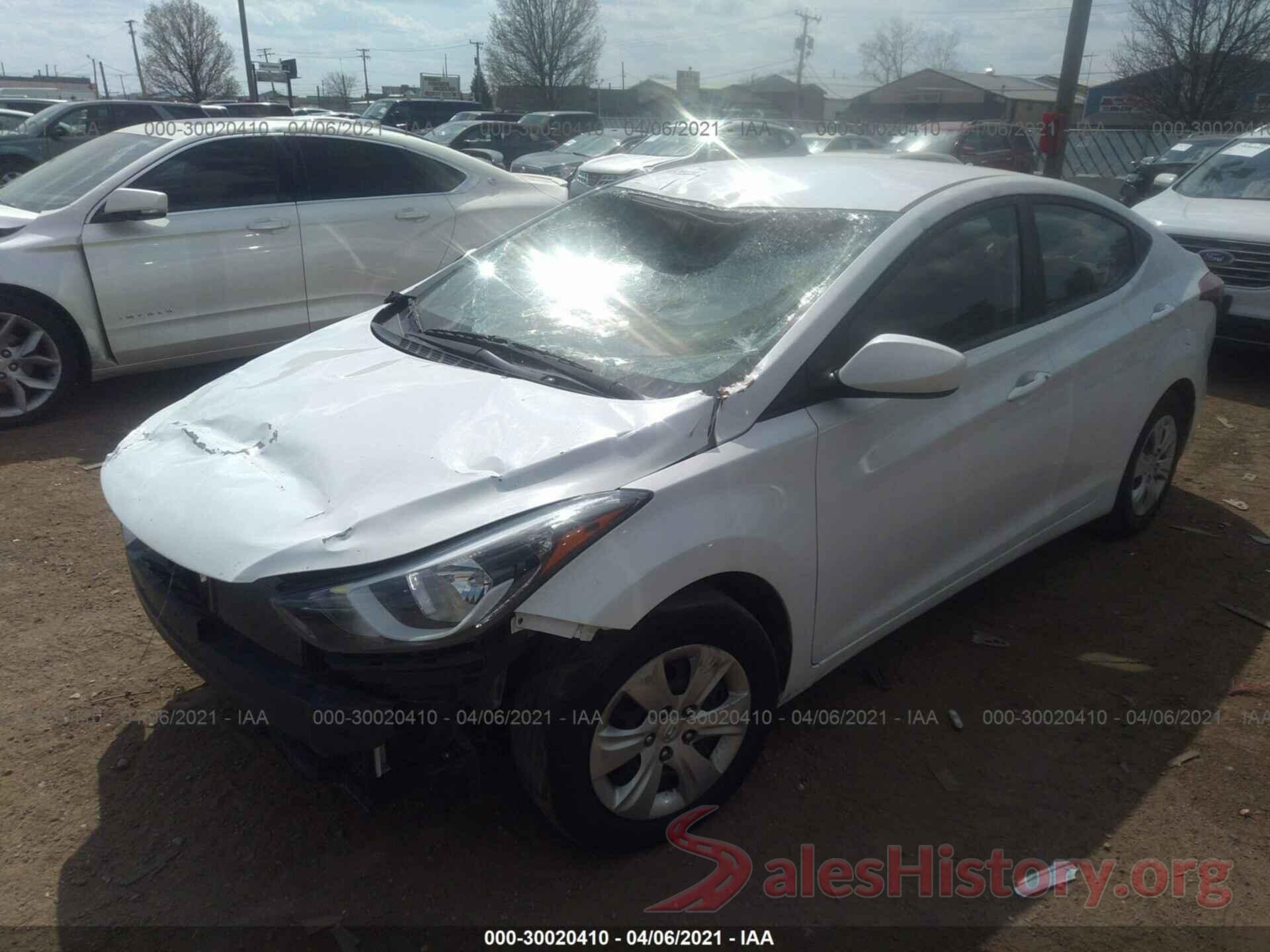 5NPDH4AE6GH755775 2016 HYUNDAI ELANTRA