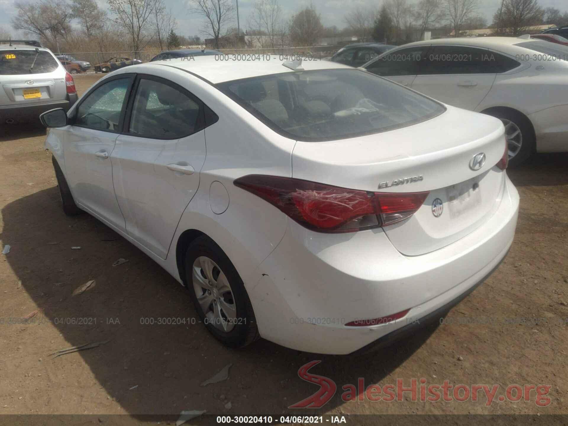 5NPDH4AE6GH755775 2016 HYUNDAI ELANTRA