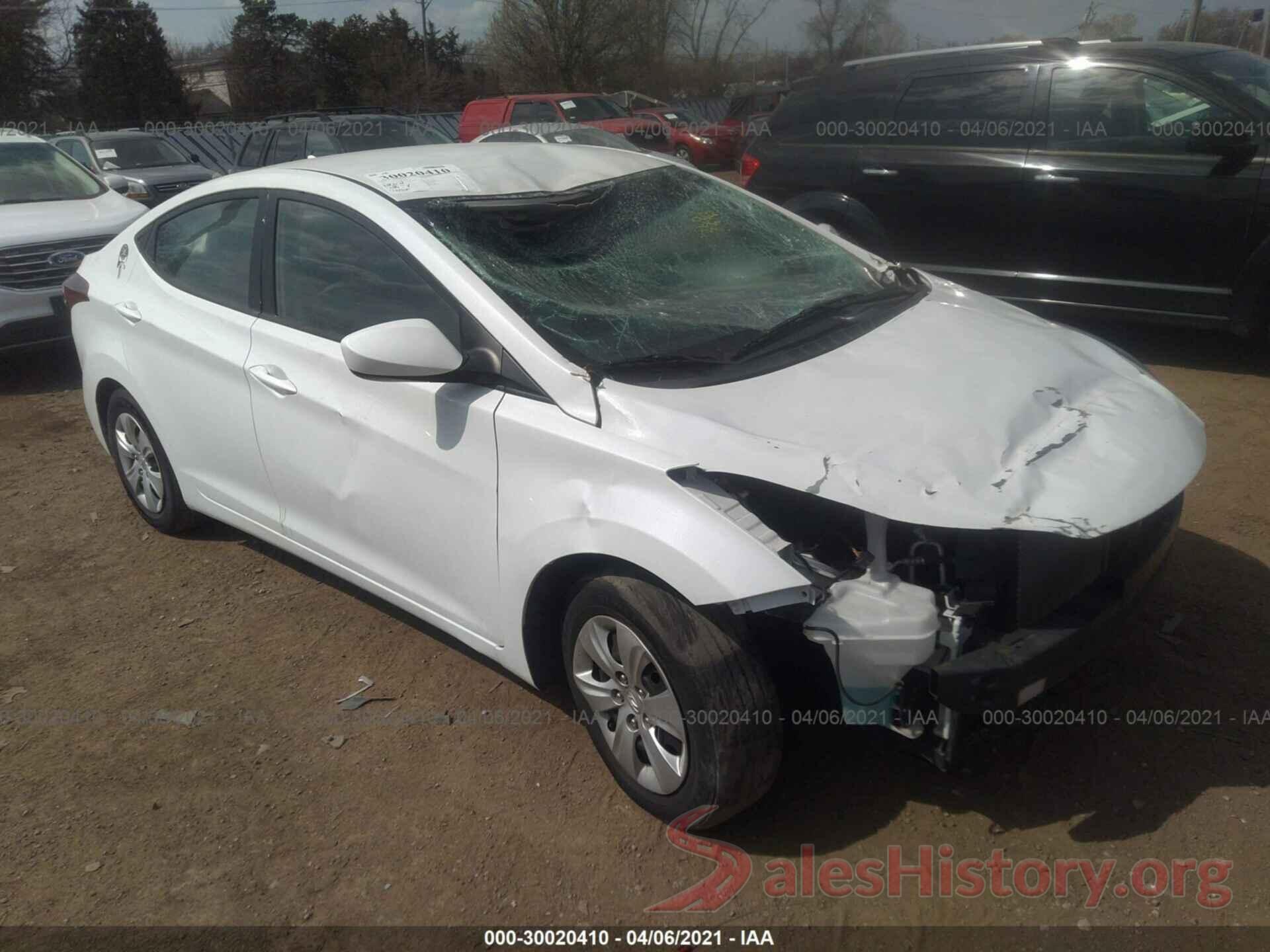 5NPDH4AE6GH755775 2016 HYUNDAI ELANTRA