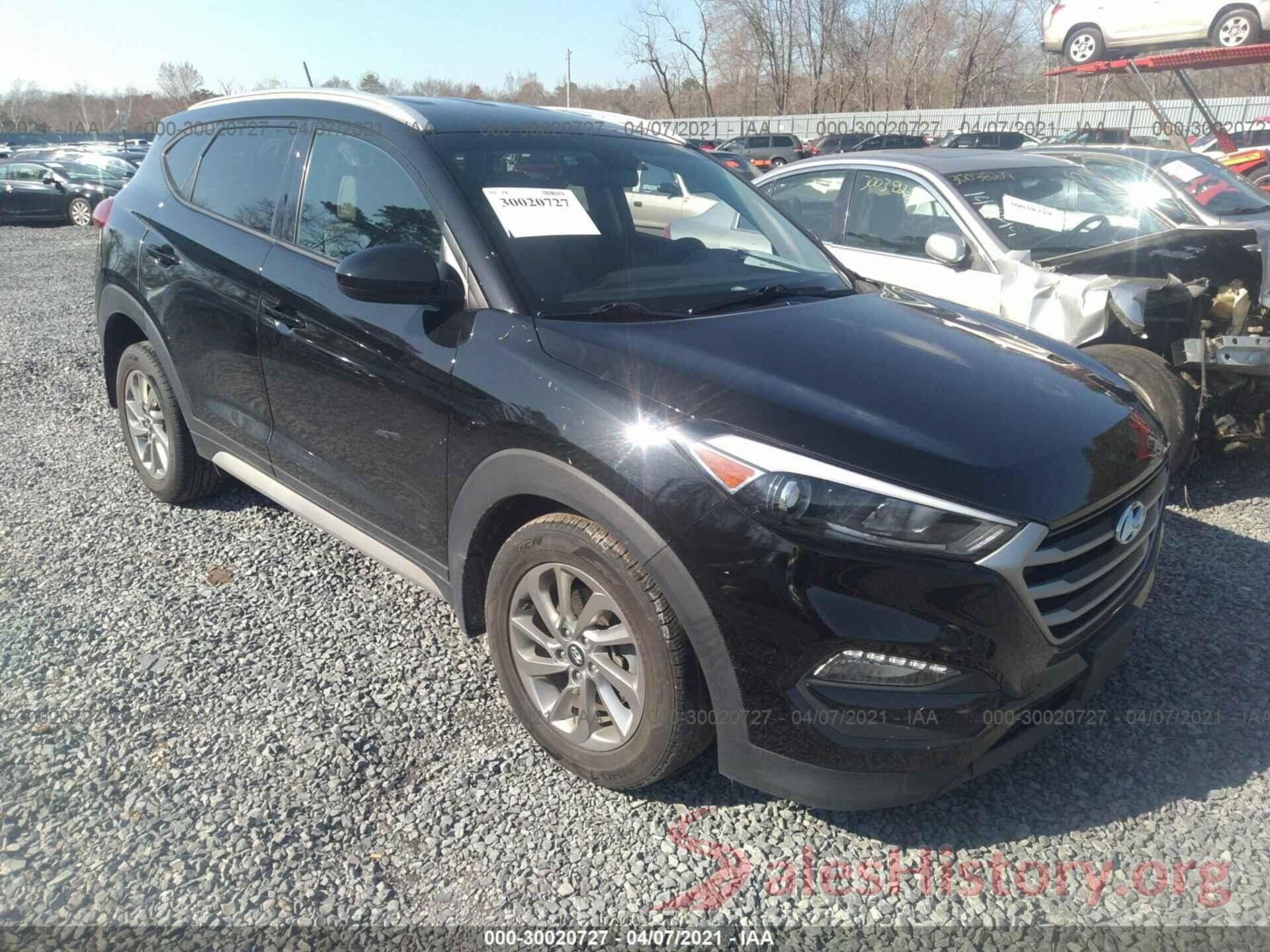 KM8J3CA43HU584246 2017 HYUNDAI TUCSON